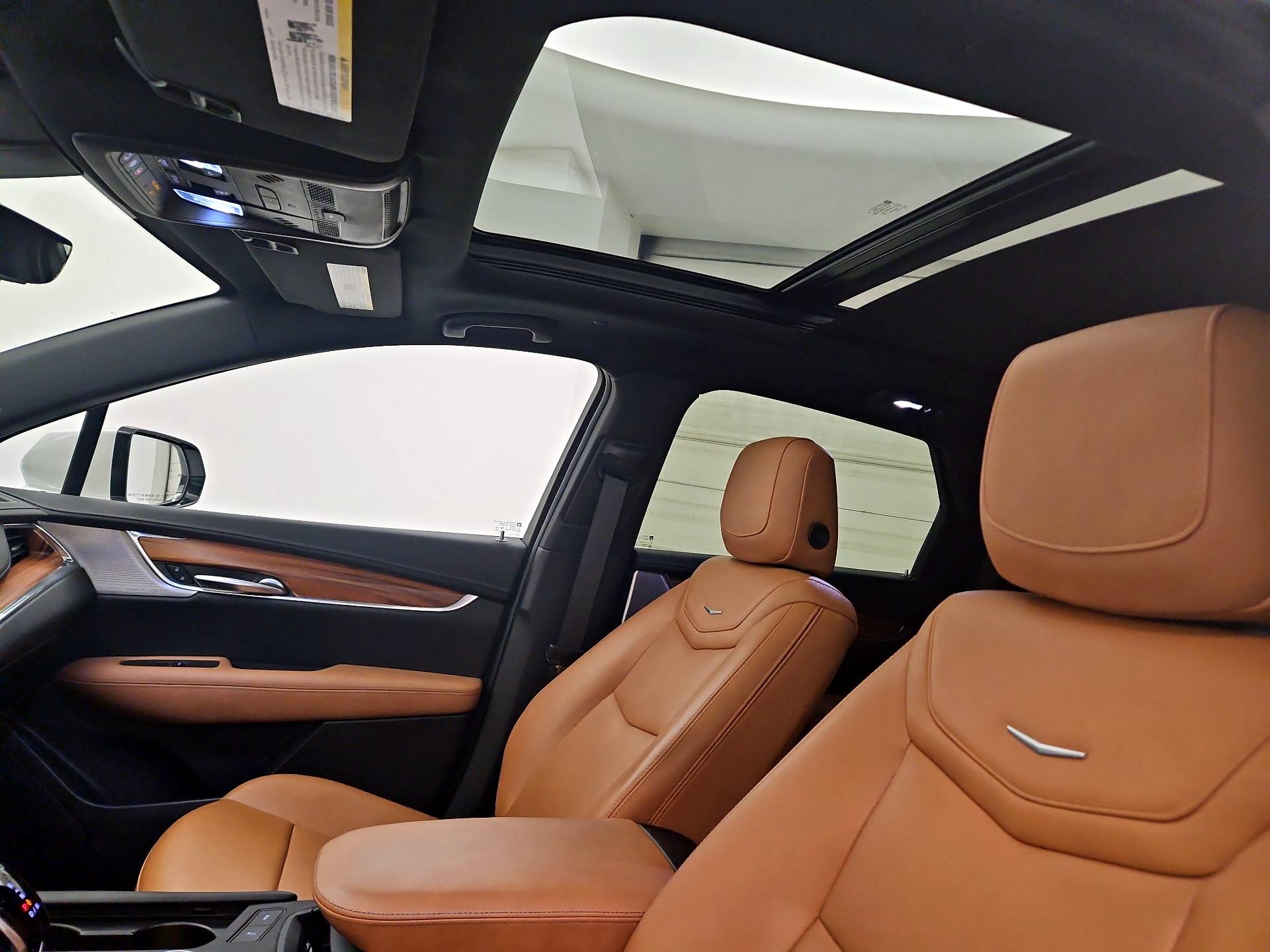Thumbnail: 2021 Cadillac XT5 - 20