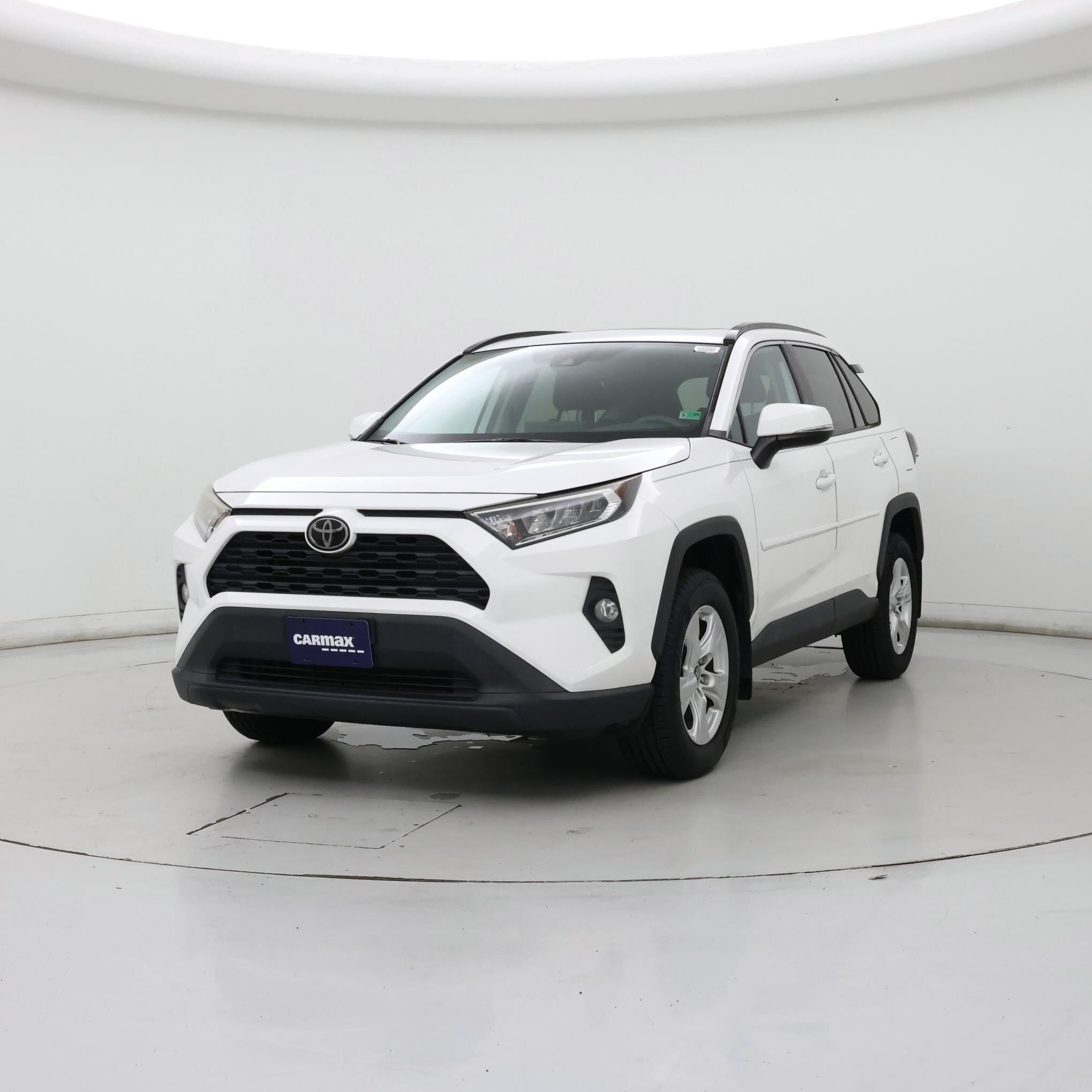 Thumbnail: 2020 Toyota RAV4 - 4
