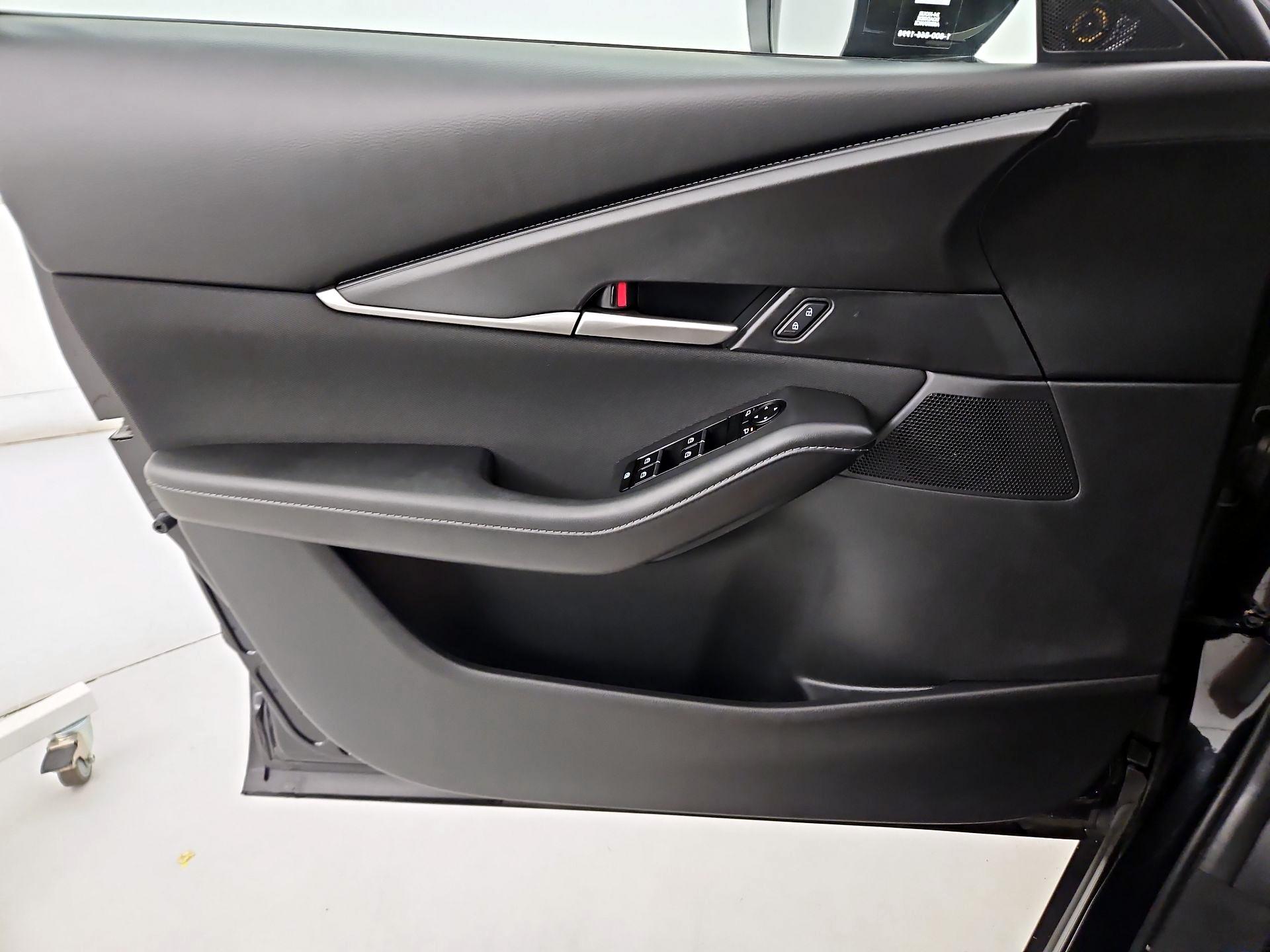 Thumbnail: 2023 Mazda CX-30 - 12