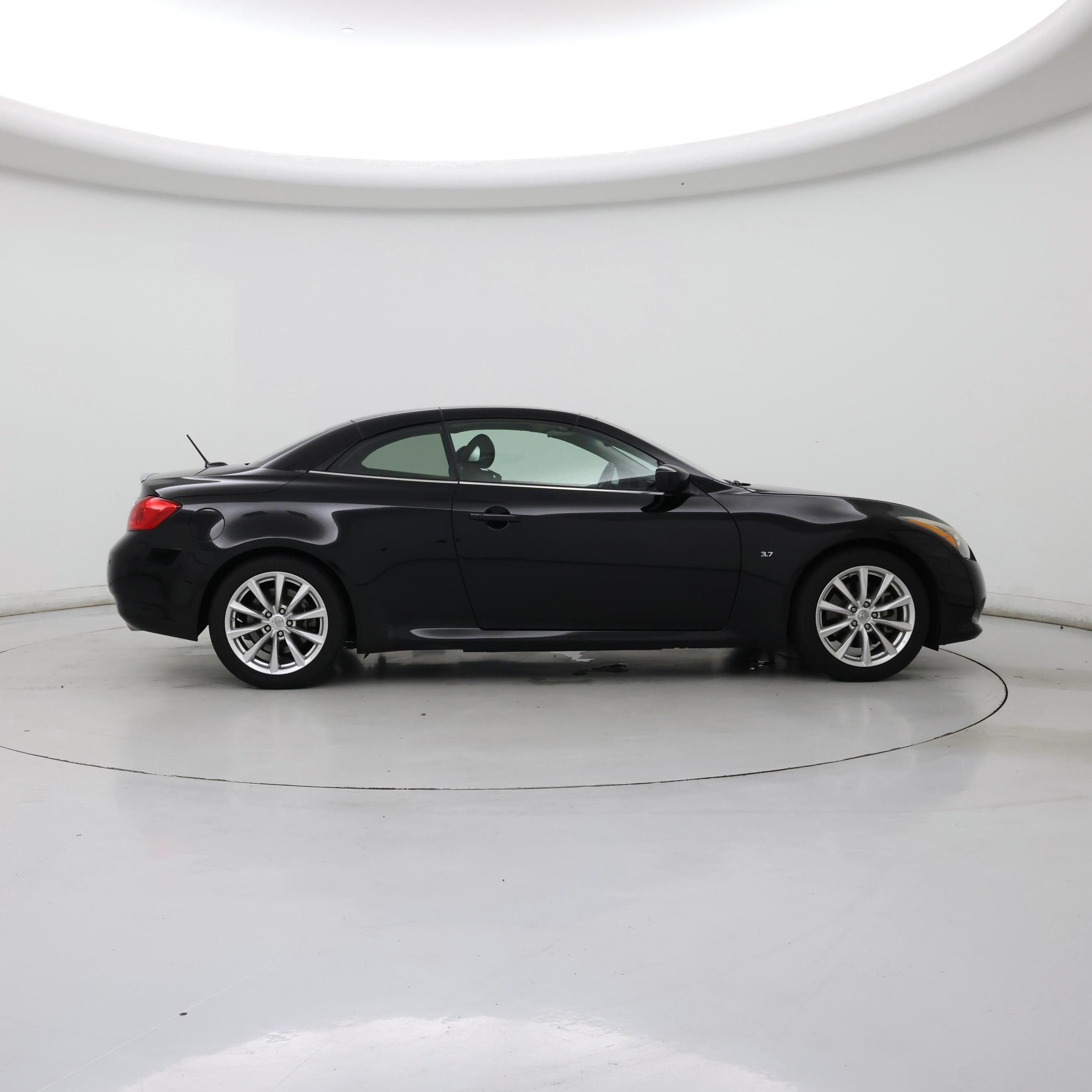 Thumbnail: 2014 INFINITI Q60 - 7