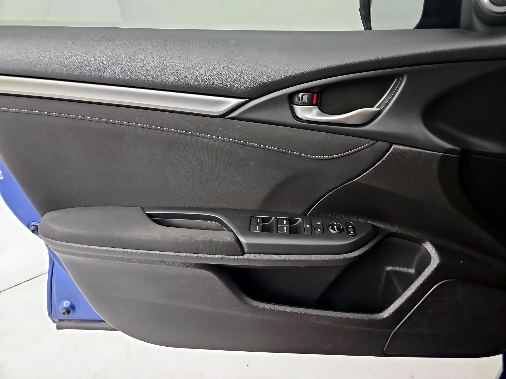 Thumbnail: 2019 Honda Civic - 12