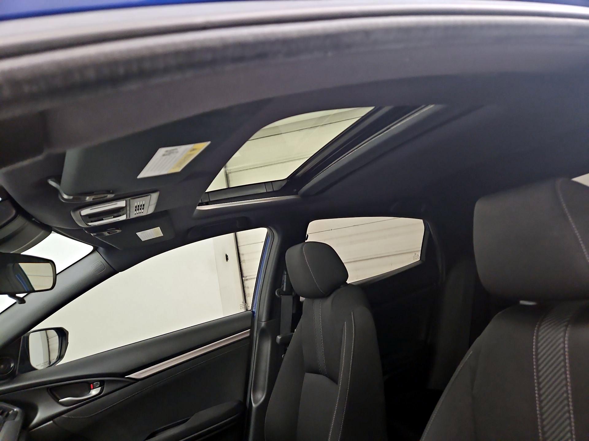 Thumbnail: 2019 Honda Civic - 19