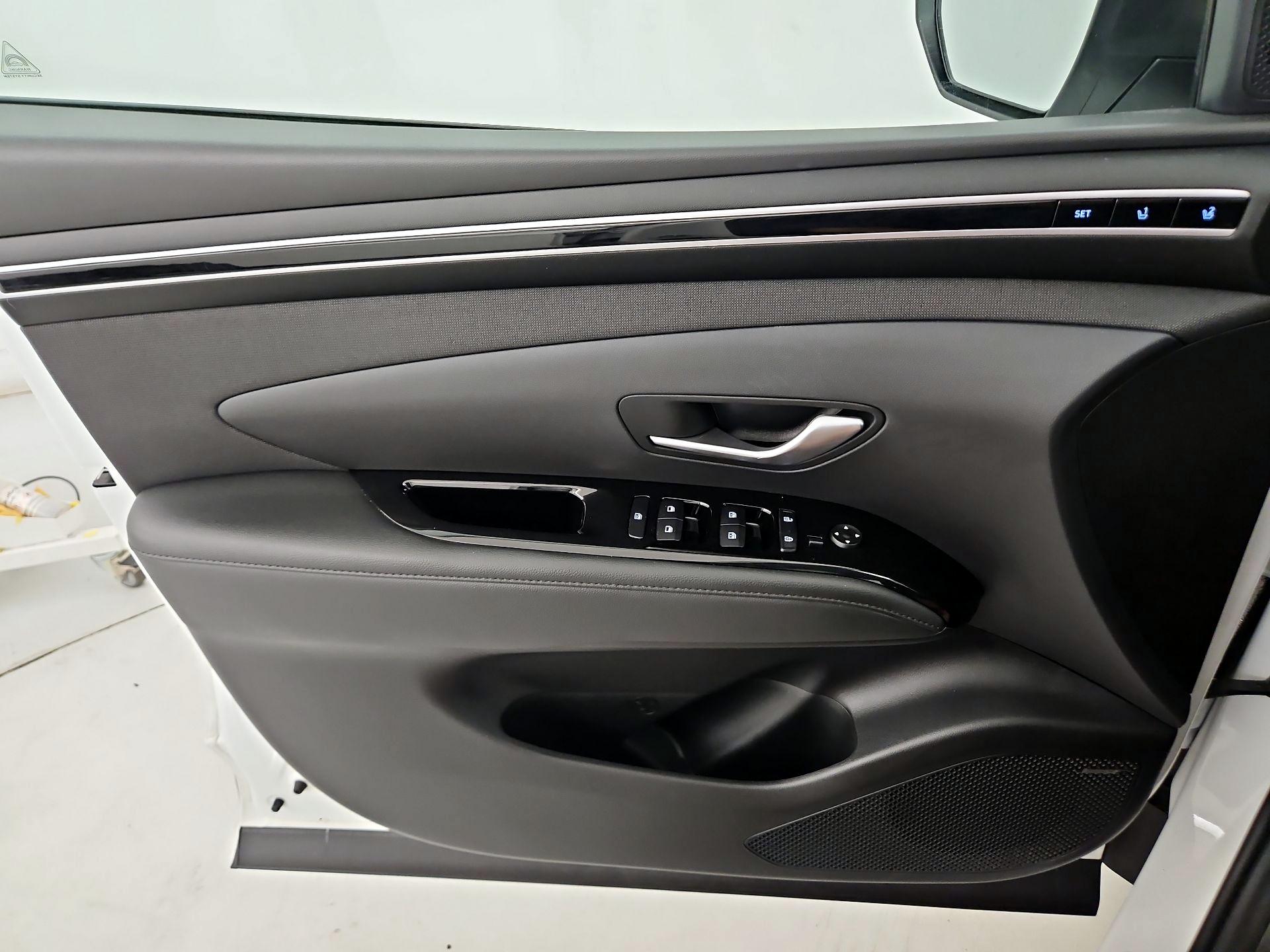 Thumbnail: 2023 Hyundai Tucson - 12