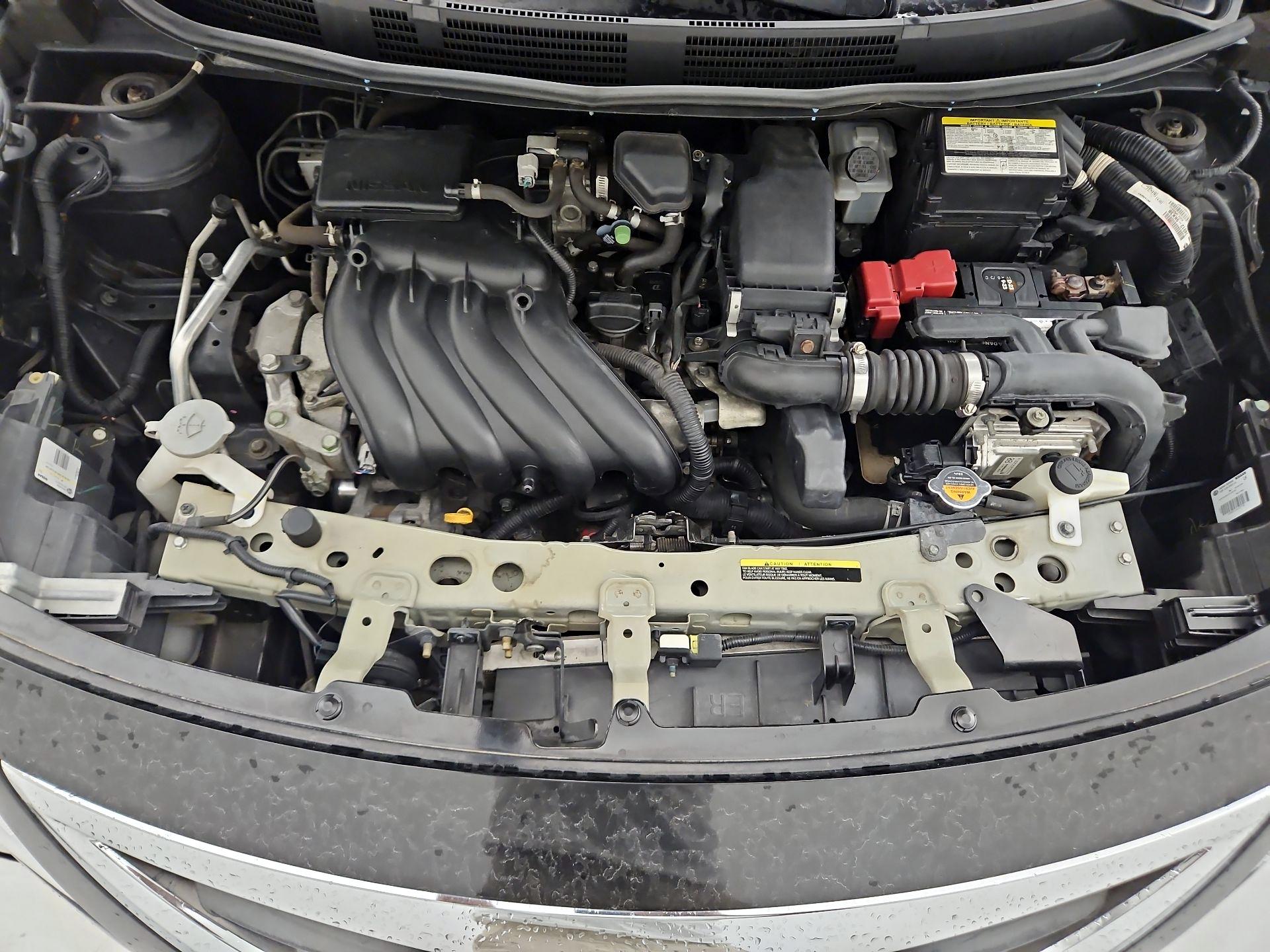 Thumbnail: 2015 Nissan Versa - 20