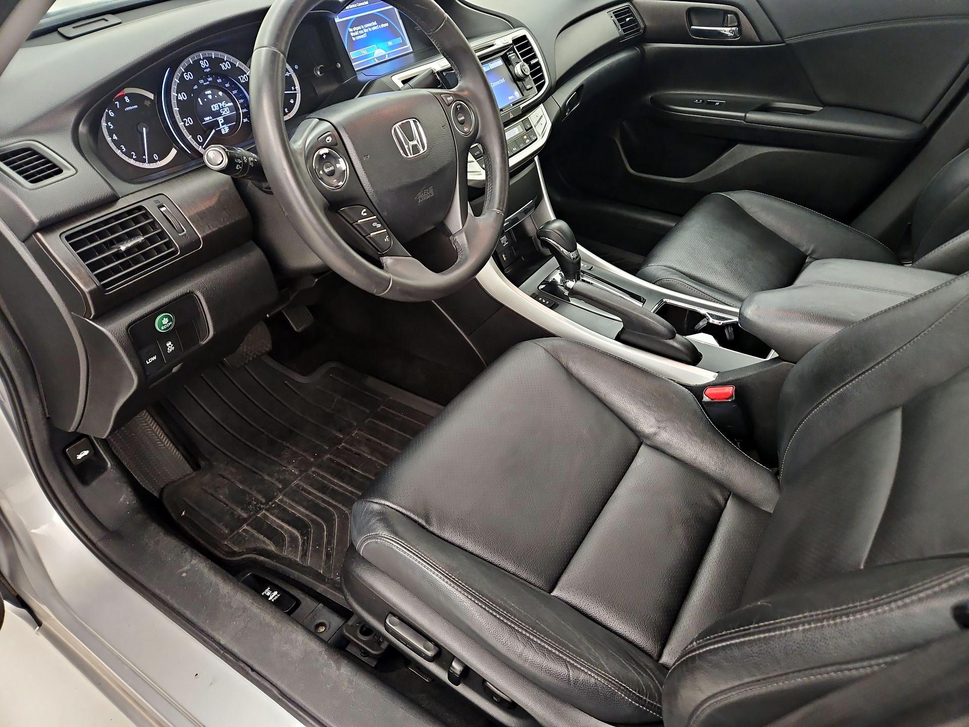 Thumbnail: 2013 Honda Accord - 11