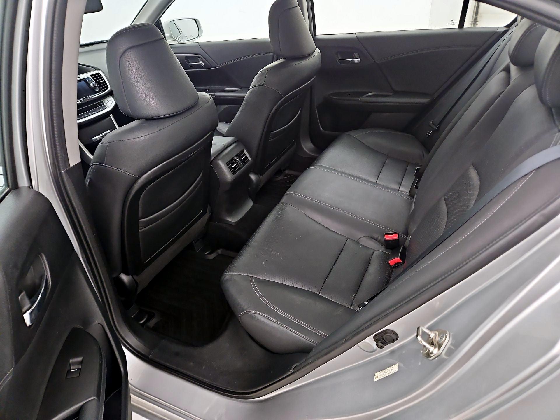 Thumbnail: 2013 Honda Accord - 20