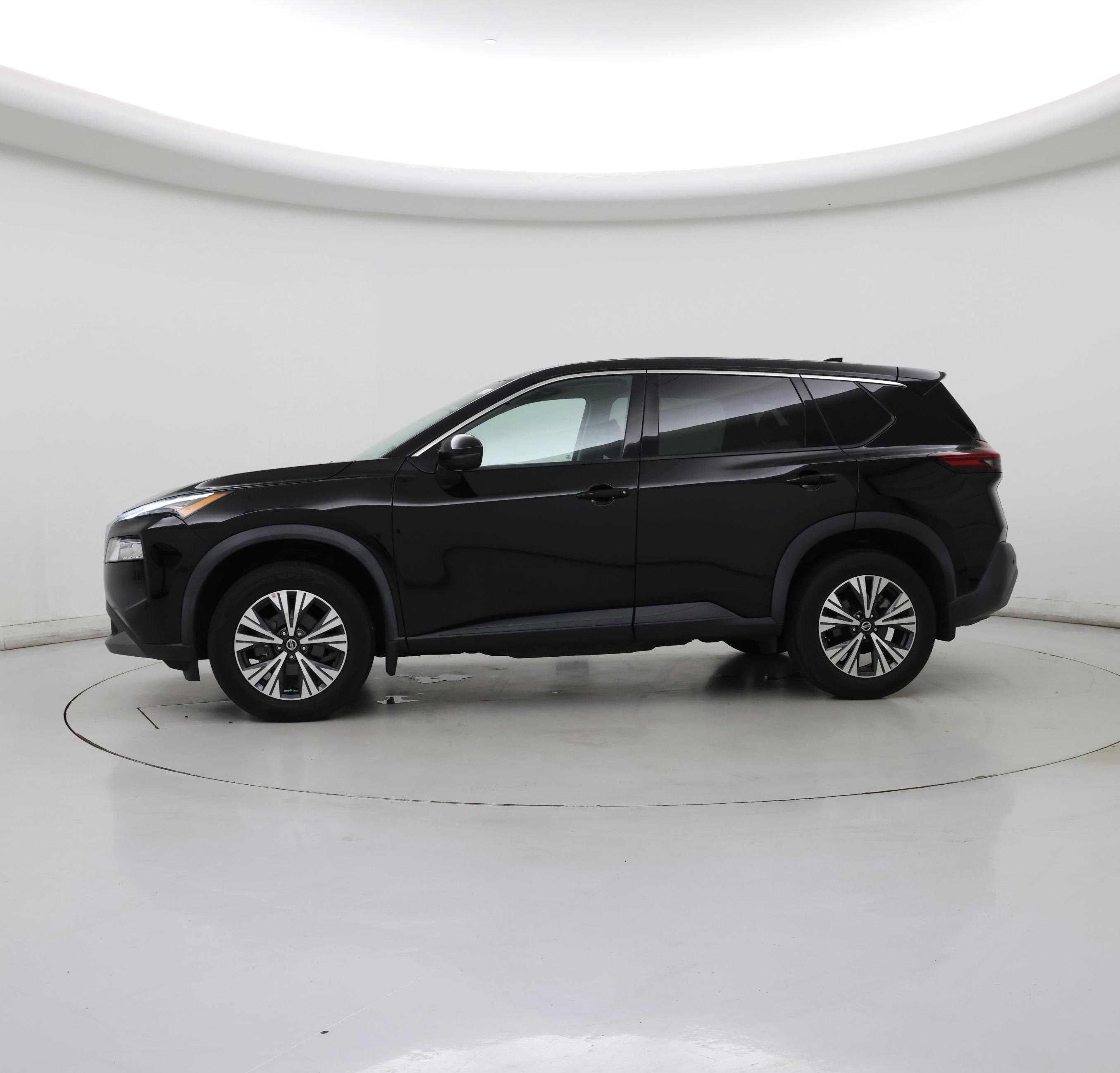 Thumbnail: 2021 Nissan Rogue - 3