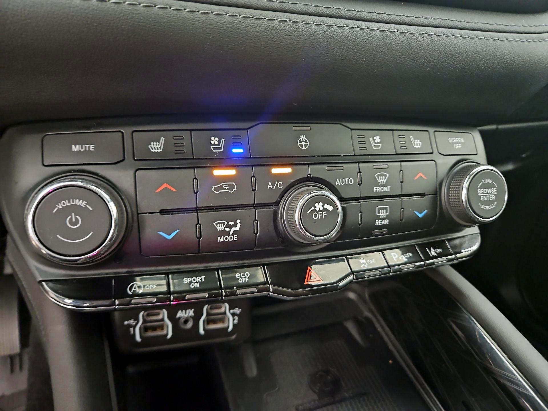 Thumbnail: 2021 Dodge Durango - 17