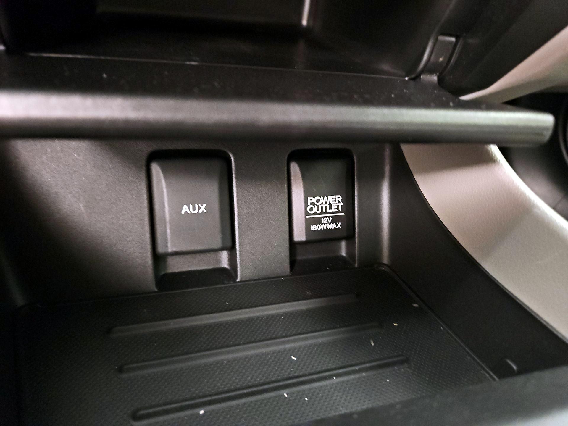 Thumbnail: 2015 Honda Civic - 17