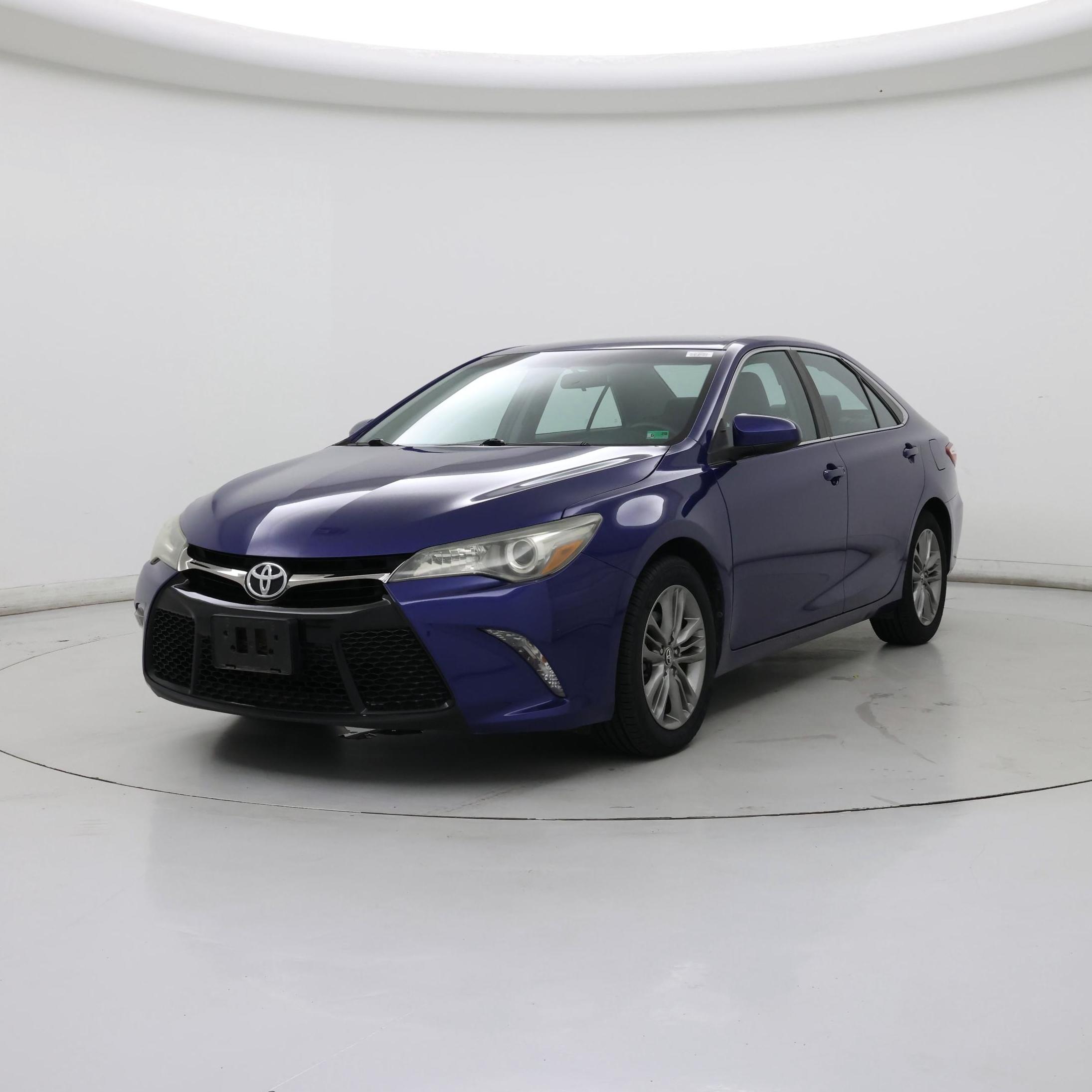Thumbnail: 2015 Toyota Camry - 4