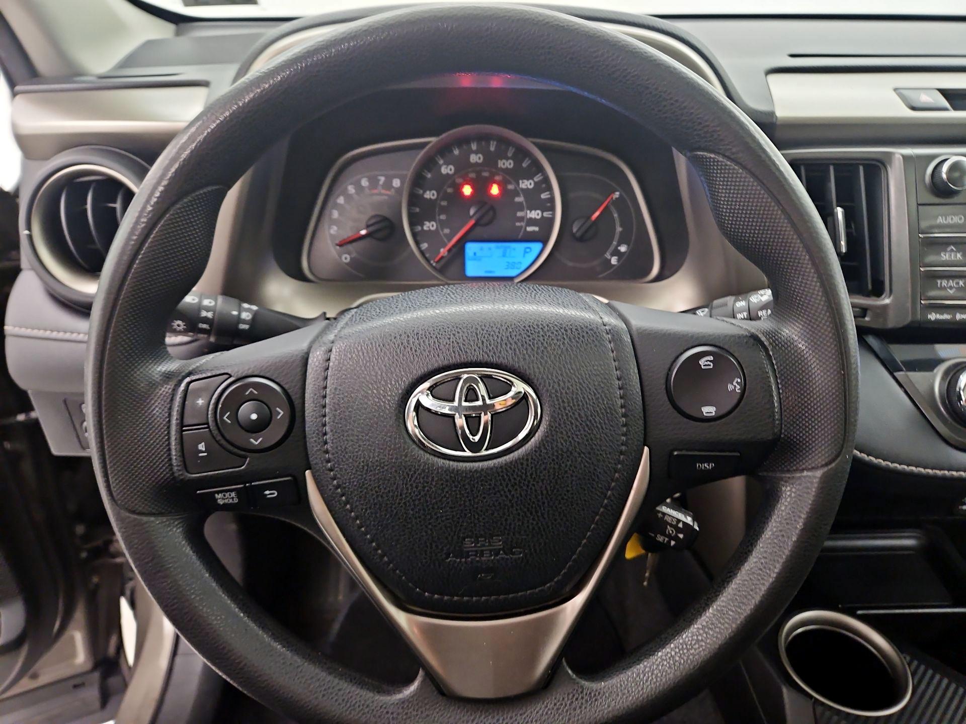 Thumbnail: 2013 Toyota RAV4 - 10