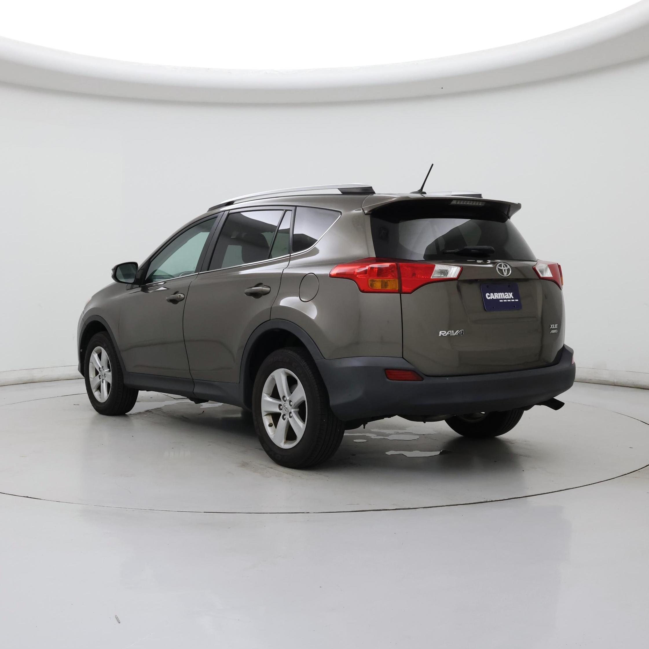Thumbnail: 2013 Toyota RAV4 - 2