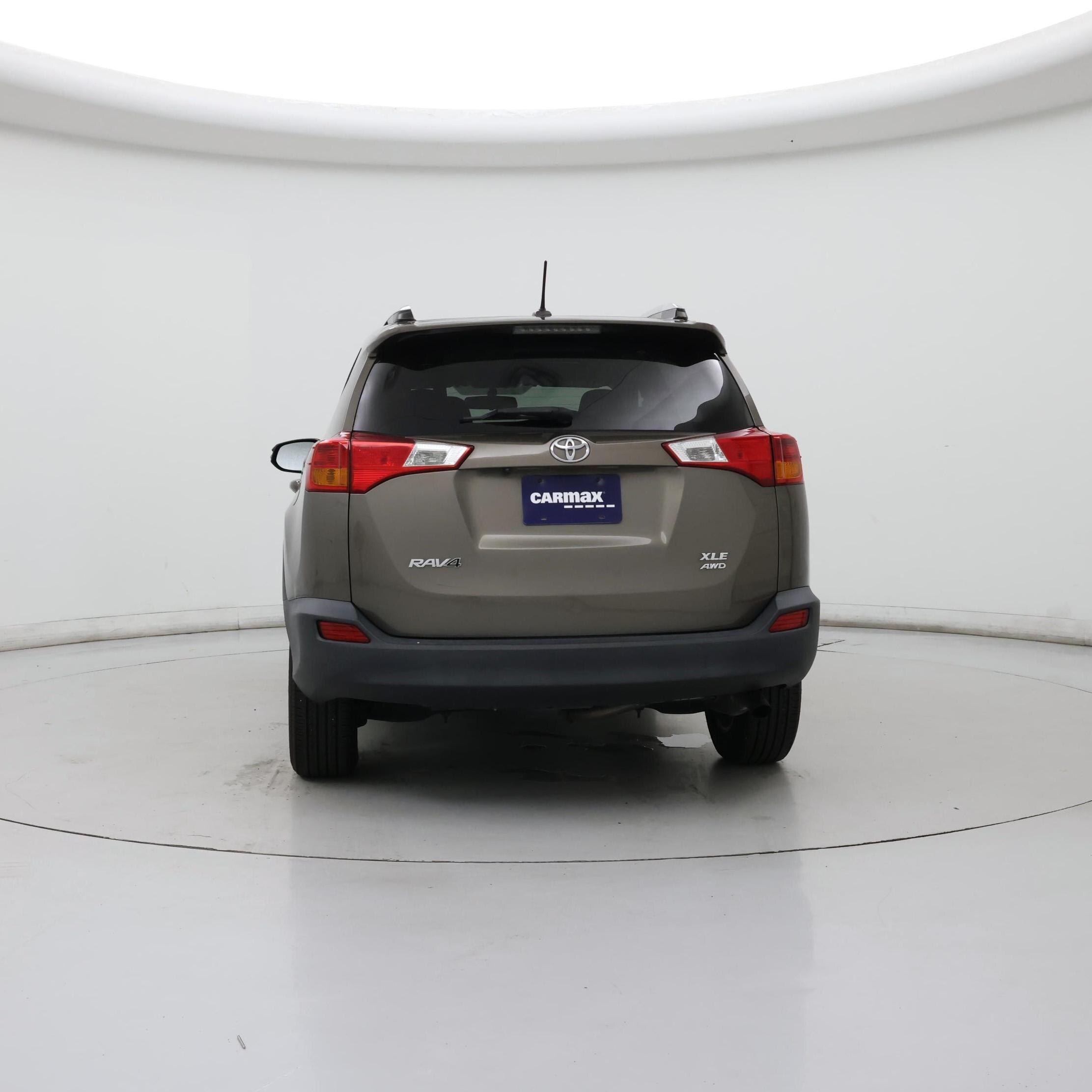 Thumbnail: 2013 Toyota RAV4 - 6
