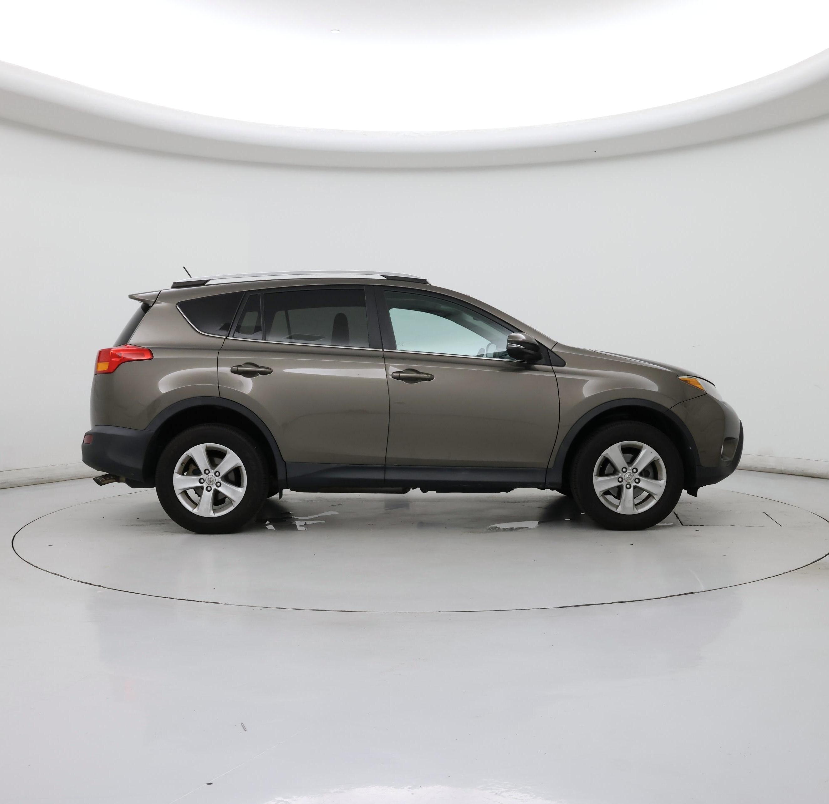 Thumbnail: 2013 Toyota RAV4 - 7