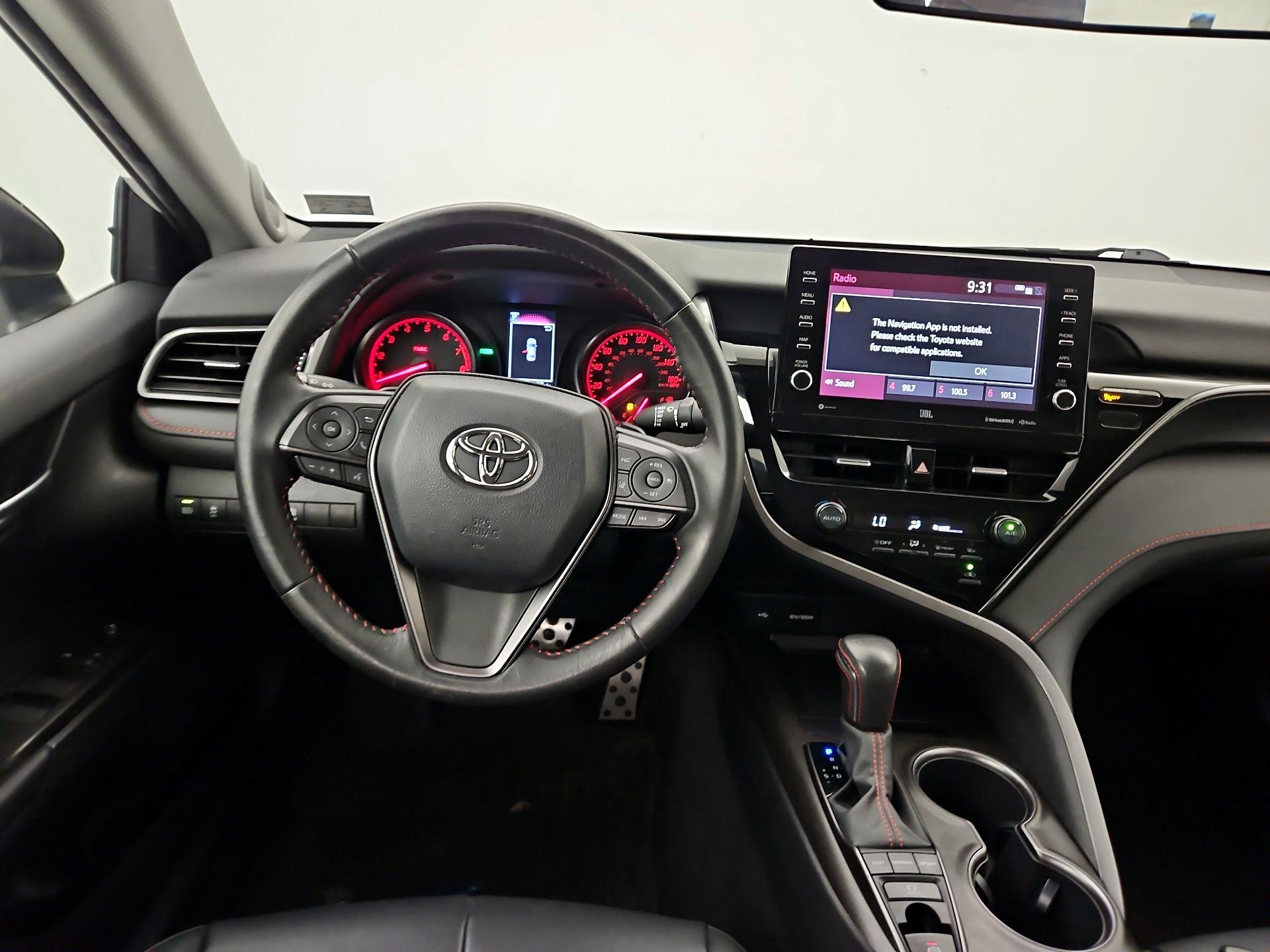 Thumbnail: 2022 Toyota Camry - 10