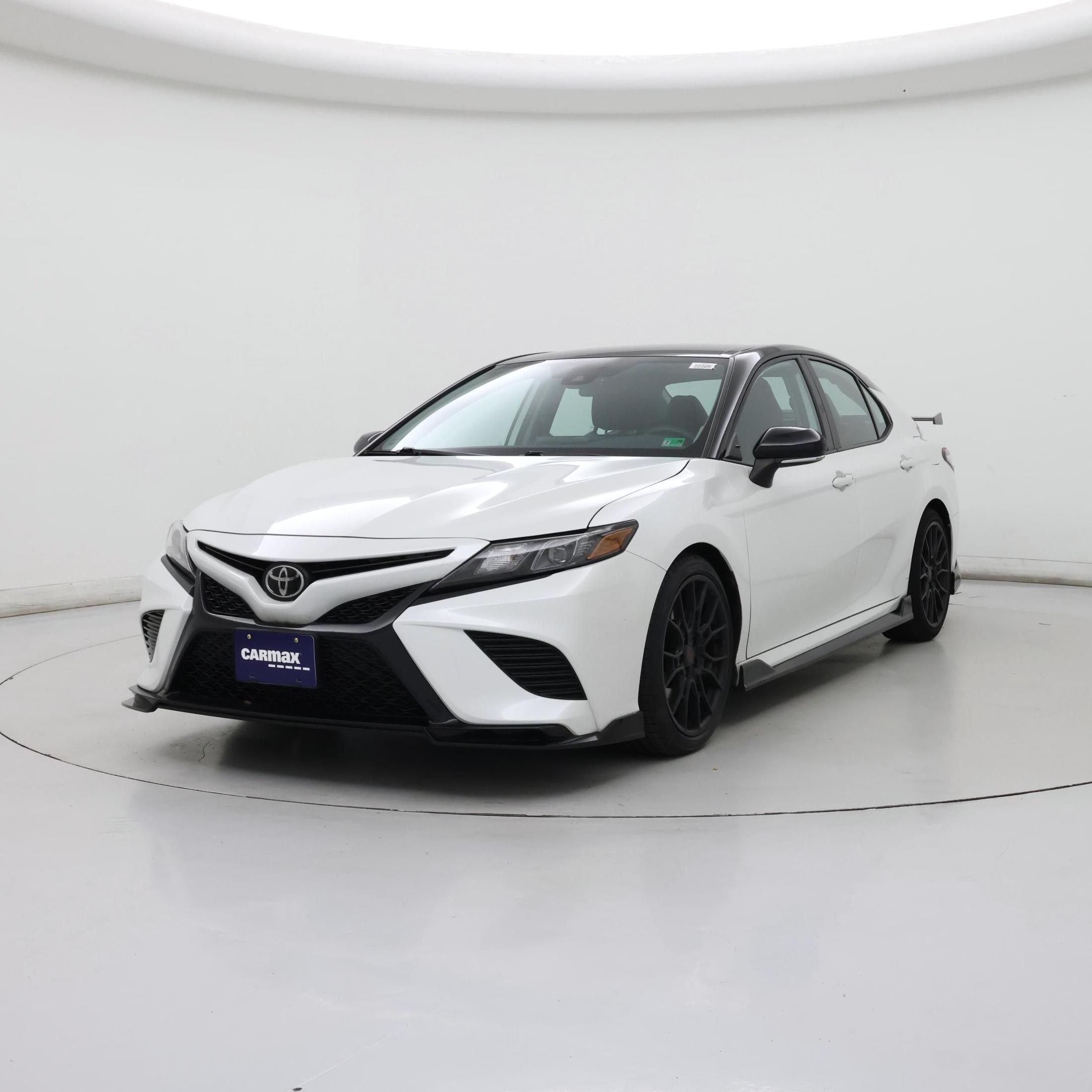Thumbnail: 2022 Toyota Camry - 4