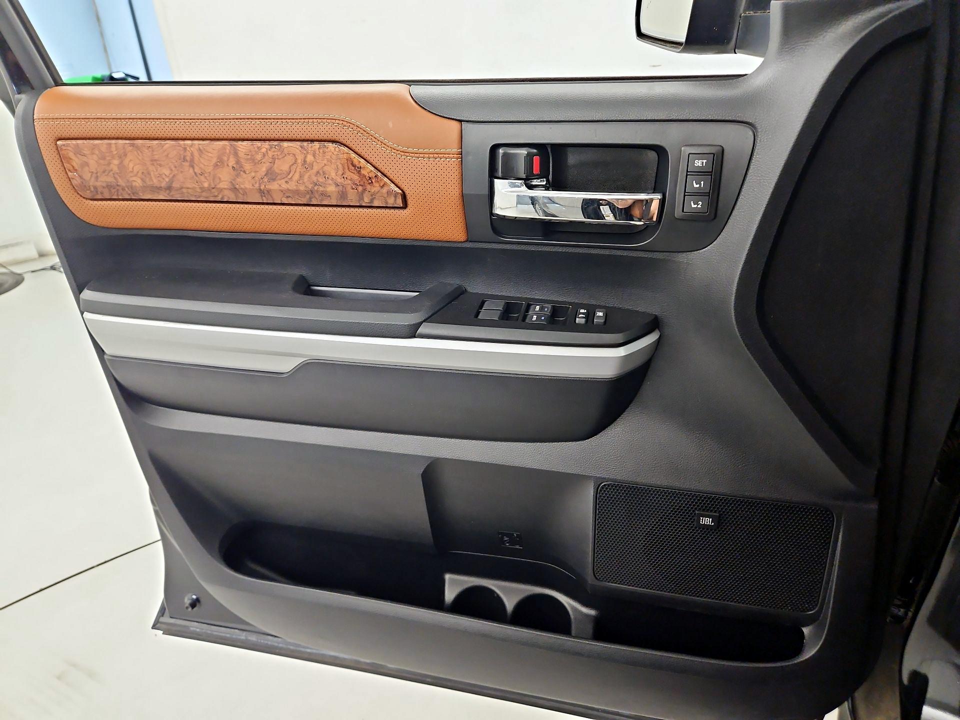 Thumbnail: 2018 Toyota Tundra - 12