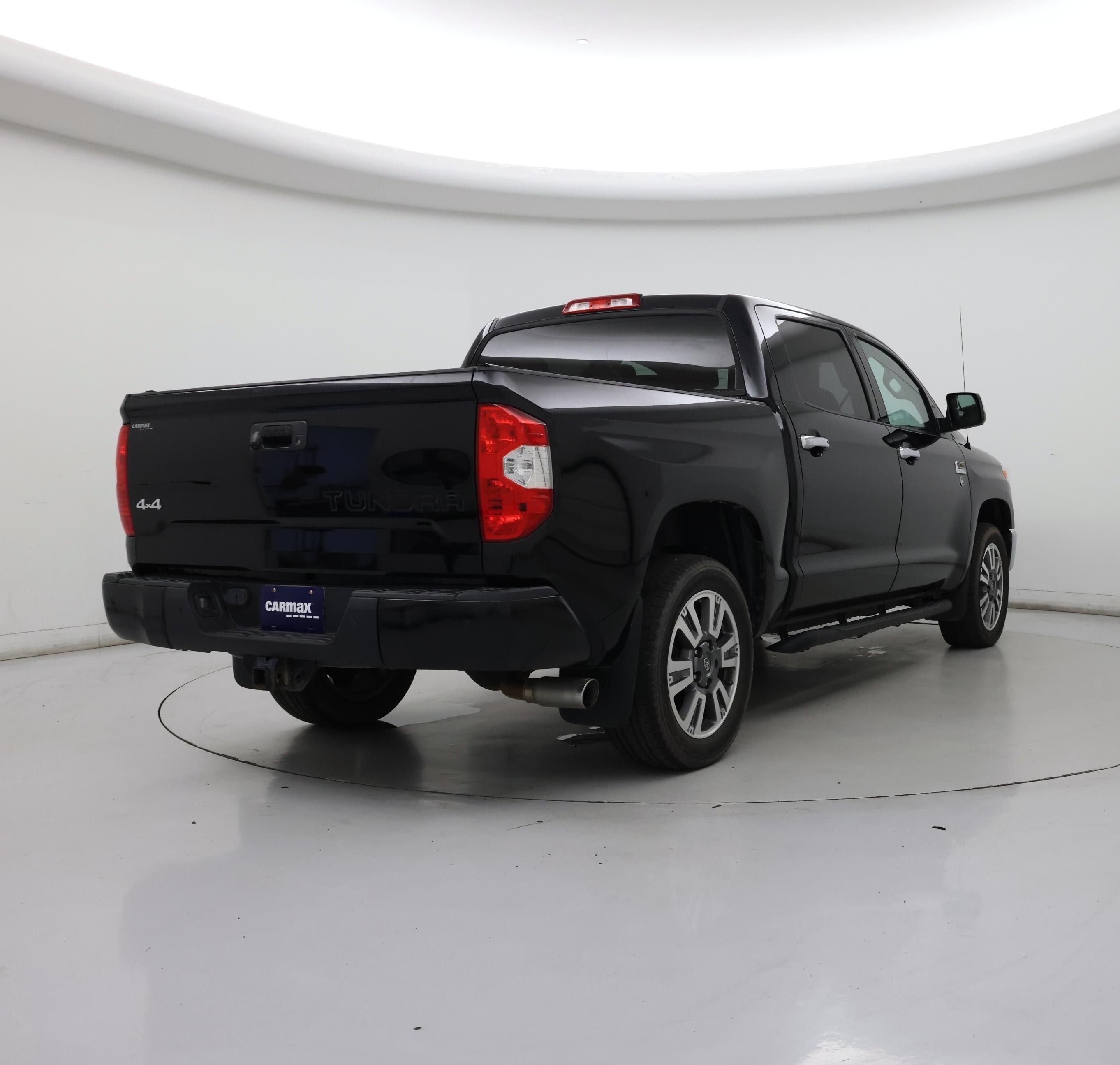 Thumbnail: 2018 Toyota Tundra - 8