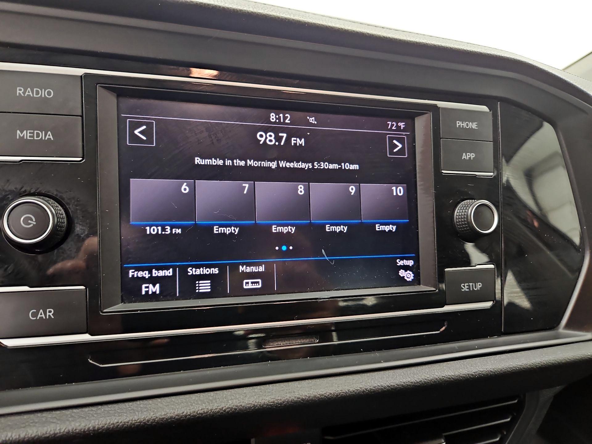 Thumbnail: 2019 Volkswagen Jetta - 15