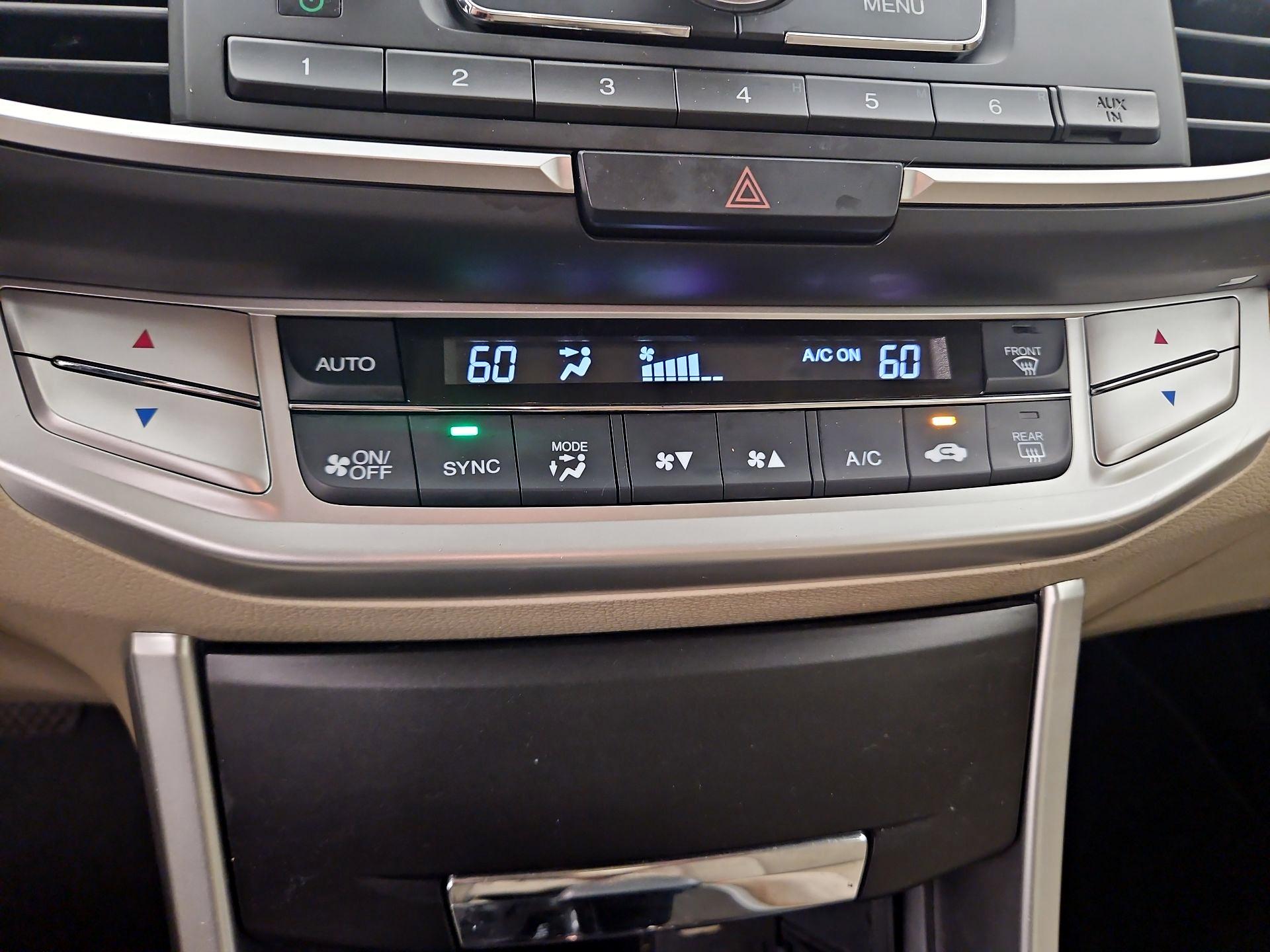 Thumbnail: 2013 Honda Accord - 16