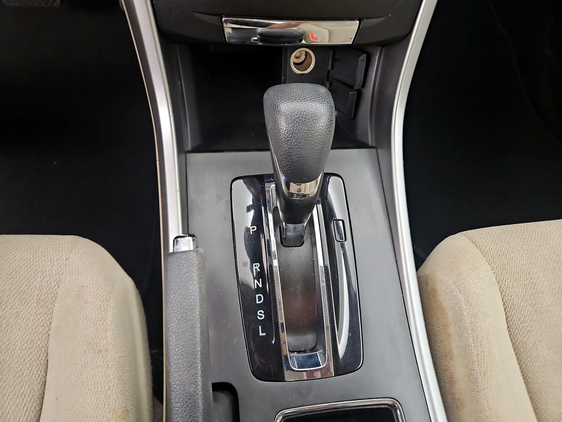 Thumbnail: 2013 Honda Accord - 17