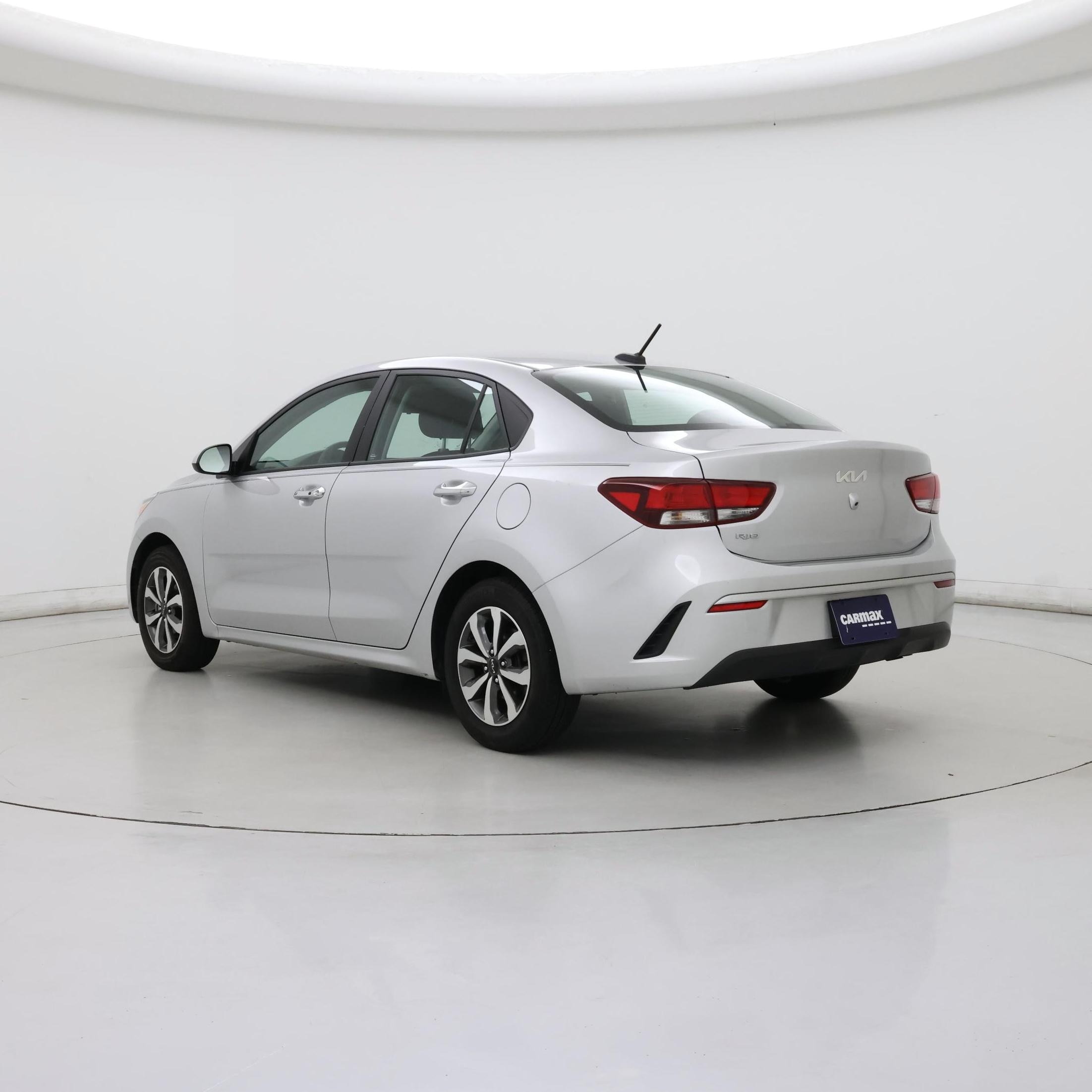 Thumbnail: 2022 Kia Rio - 2