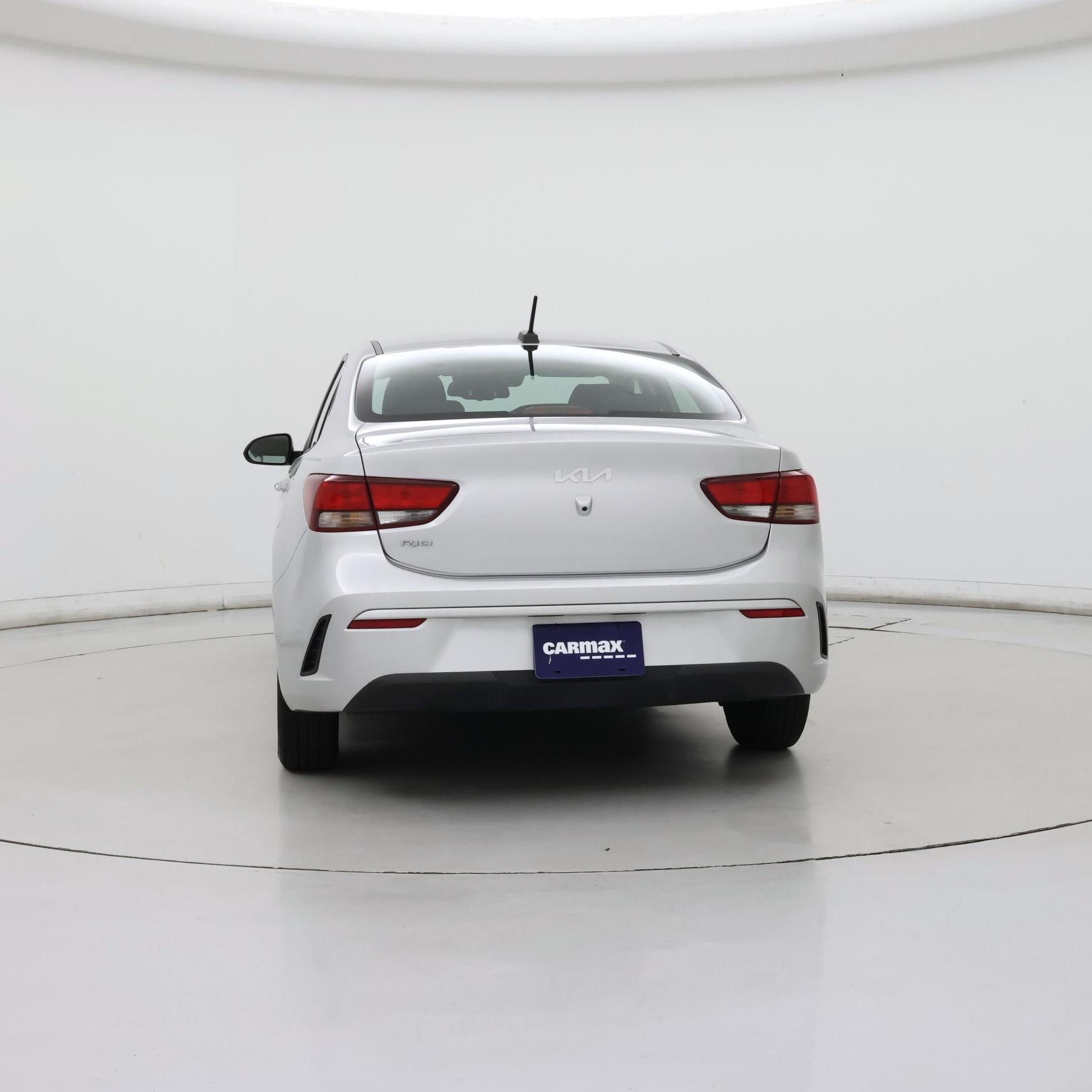 Thumbnail: 2022 Kia Rio - 6