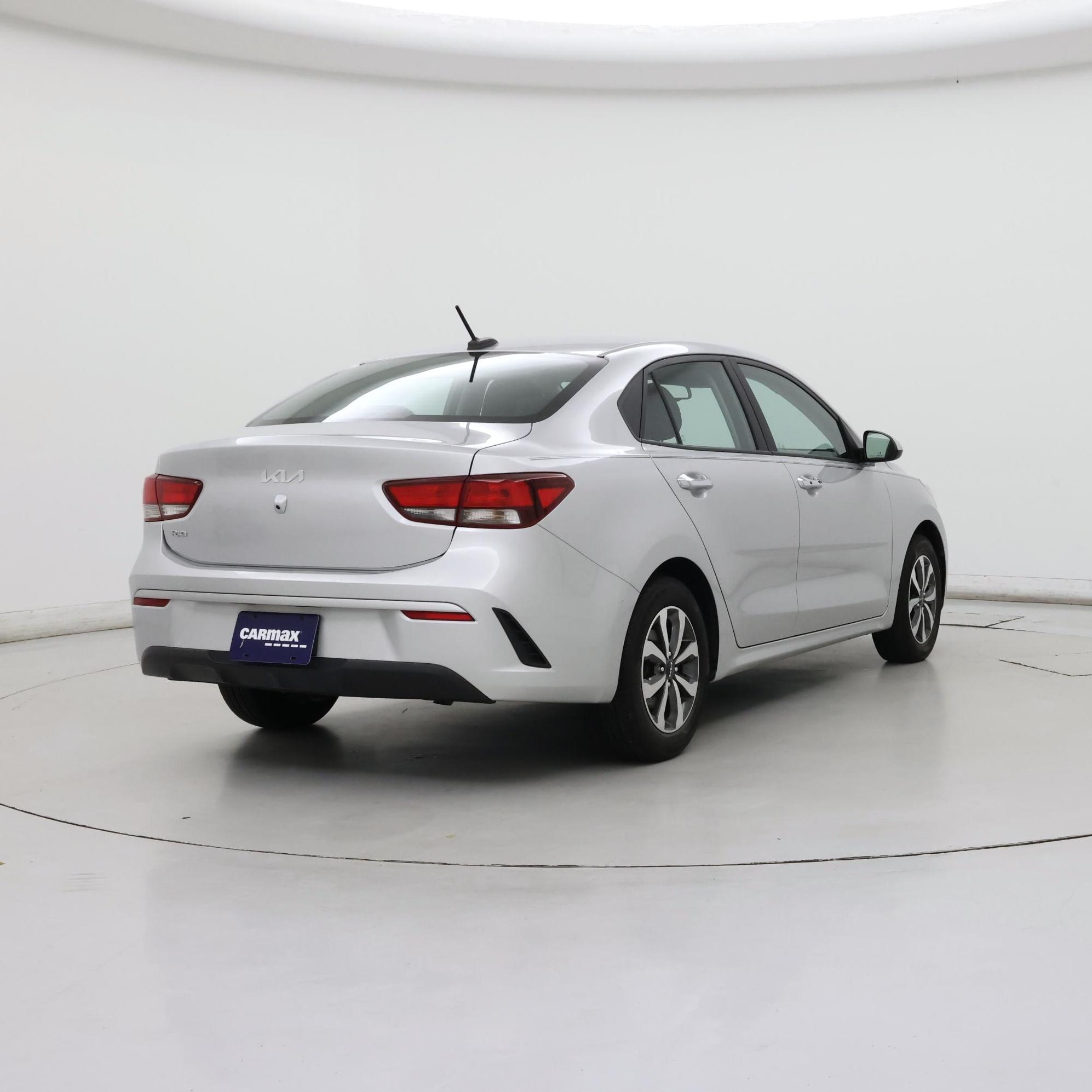Thumbnail: 2022 Kia Rio - 8