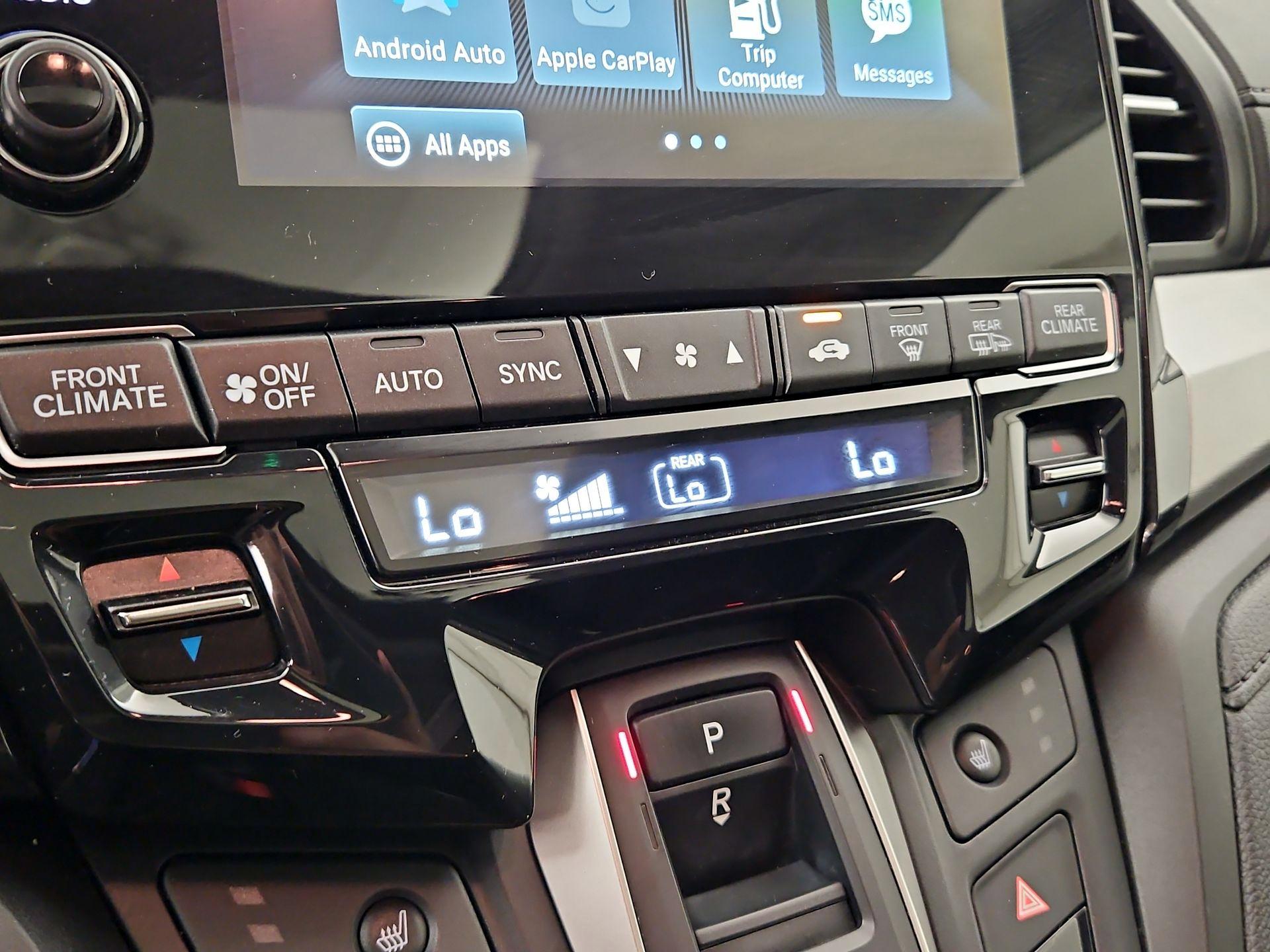 Thumbnail: 2024 Honda Odyssey - 16