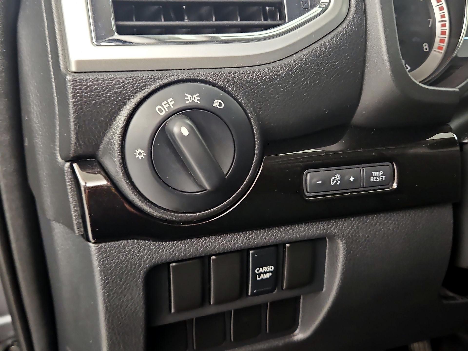 Thumbnail: 2017 Nissan Titan - 13