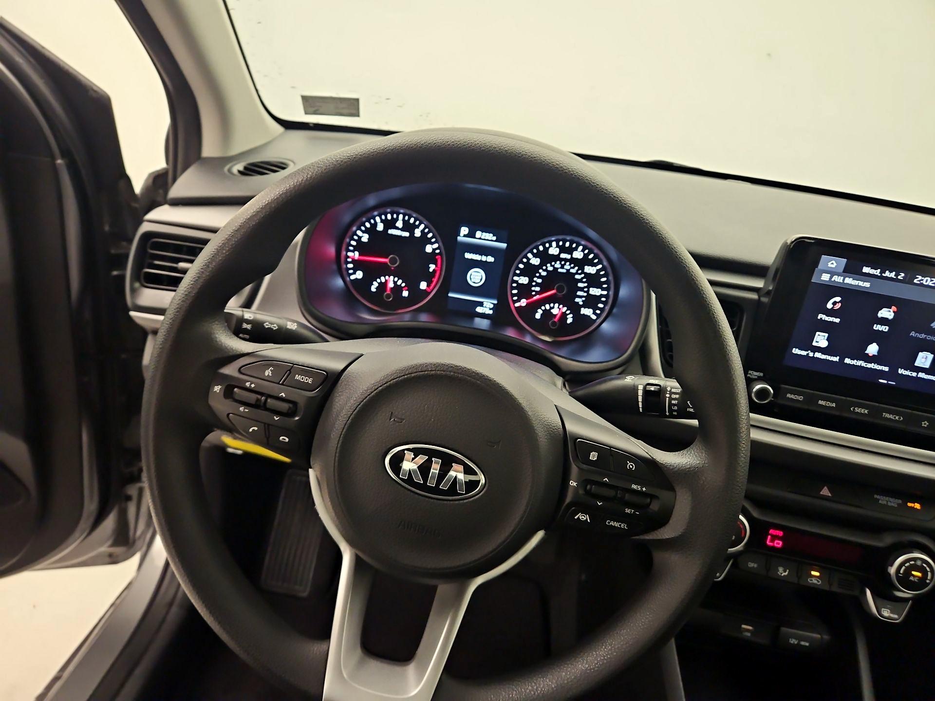 Thumbnail: 2021 Kia Rio - 10