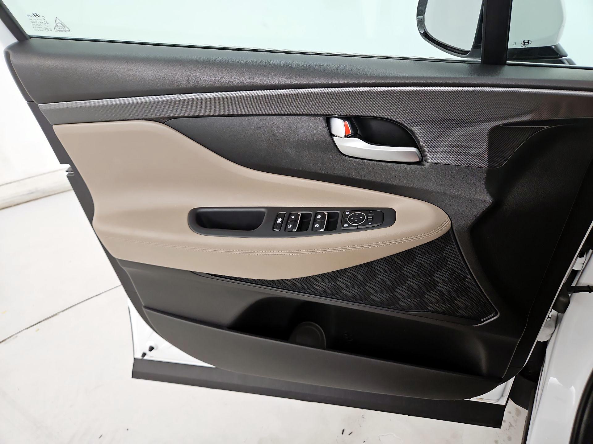 Thumbnail: 2023 Hyundai Santa Fe - 12