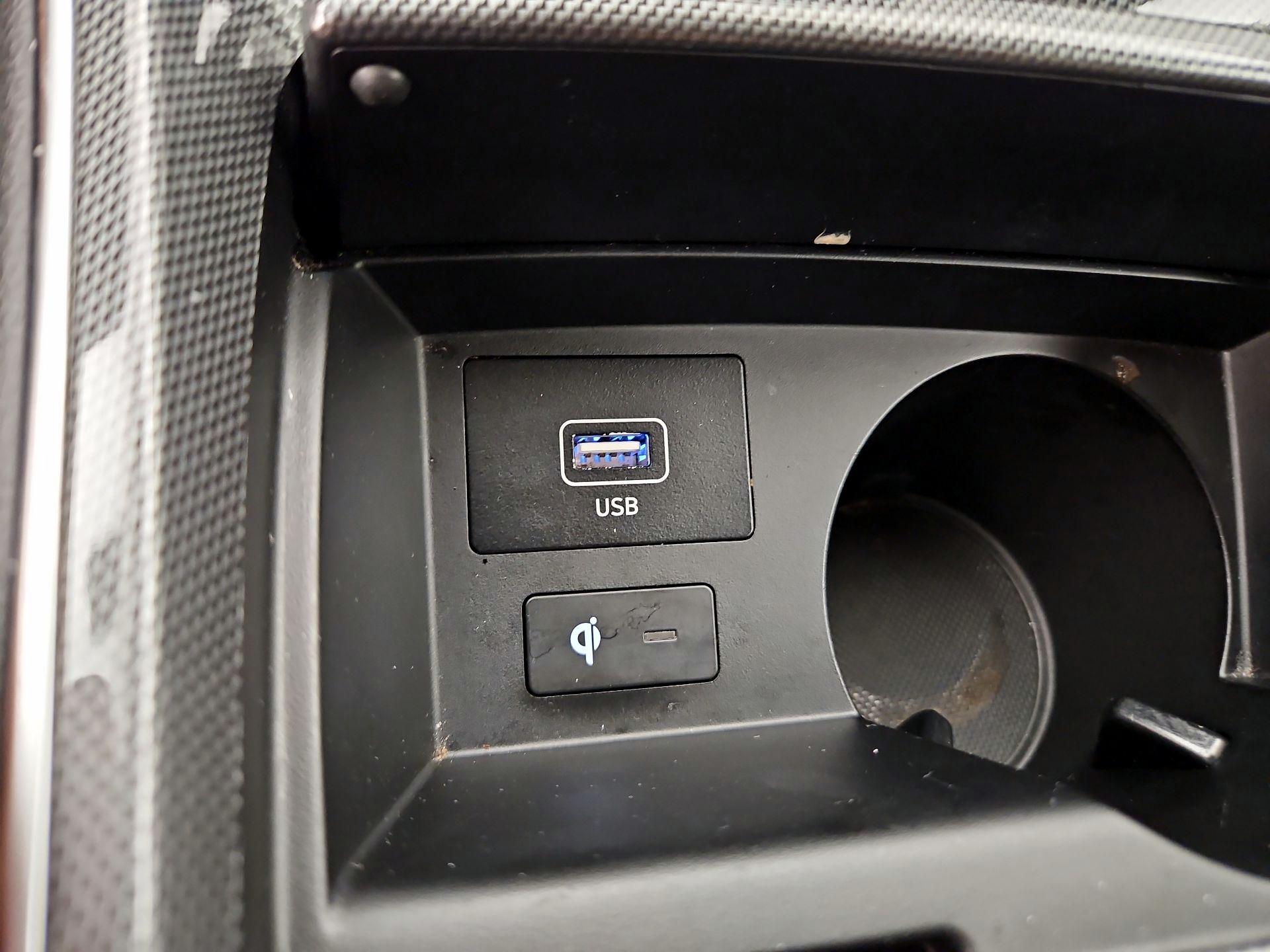 Thumbnail: 2023 Hyundai Santa Fe - 19