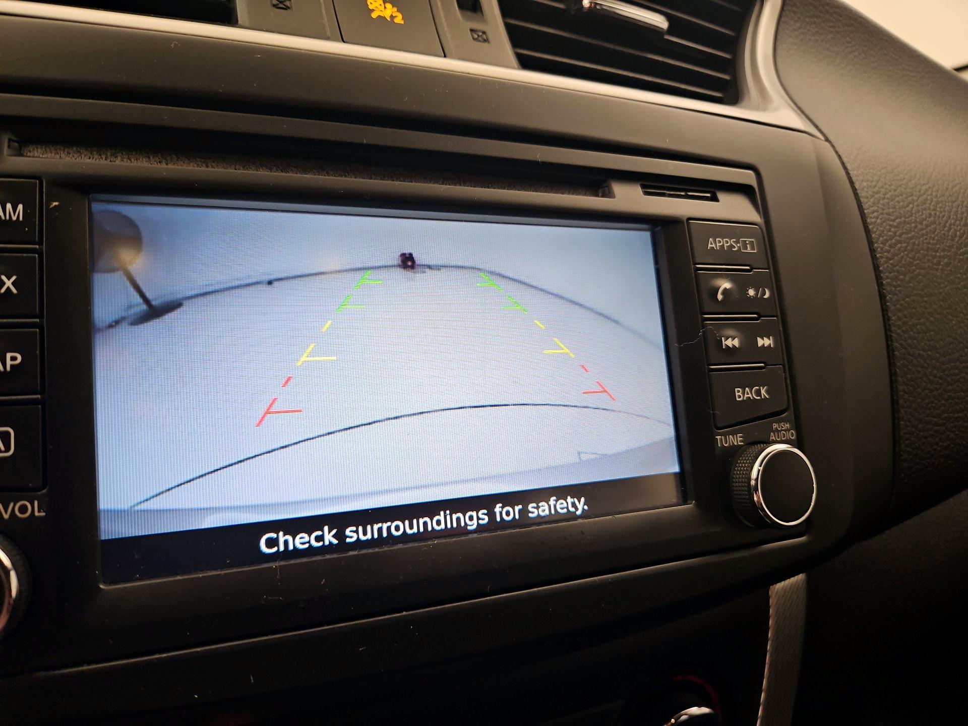 Thumbnail: 2015 Nissan Sentra - 15