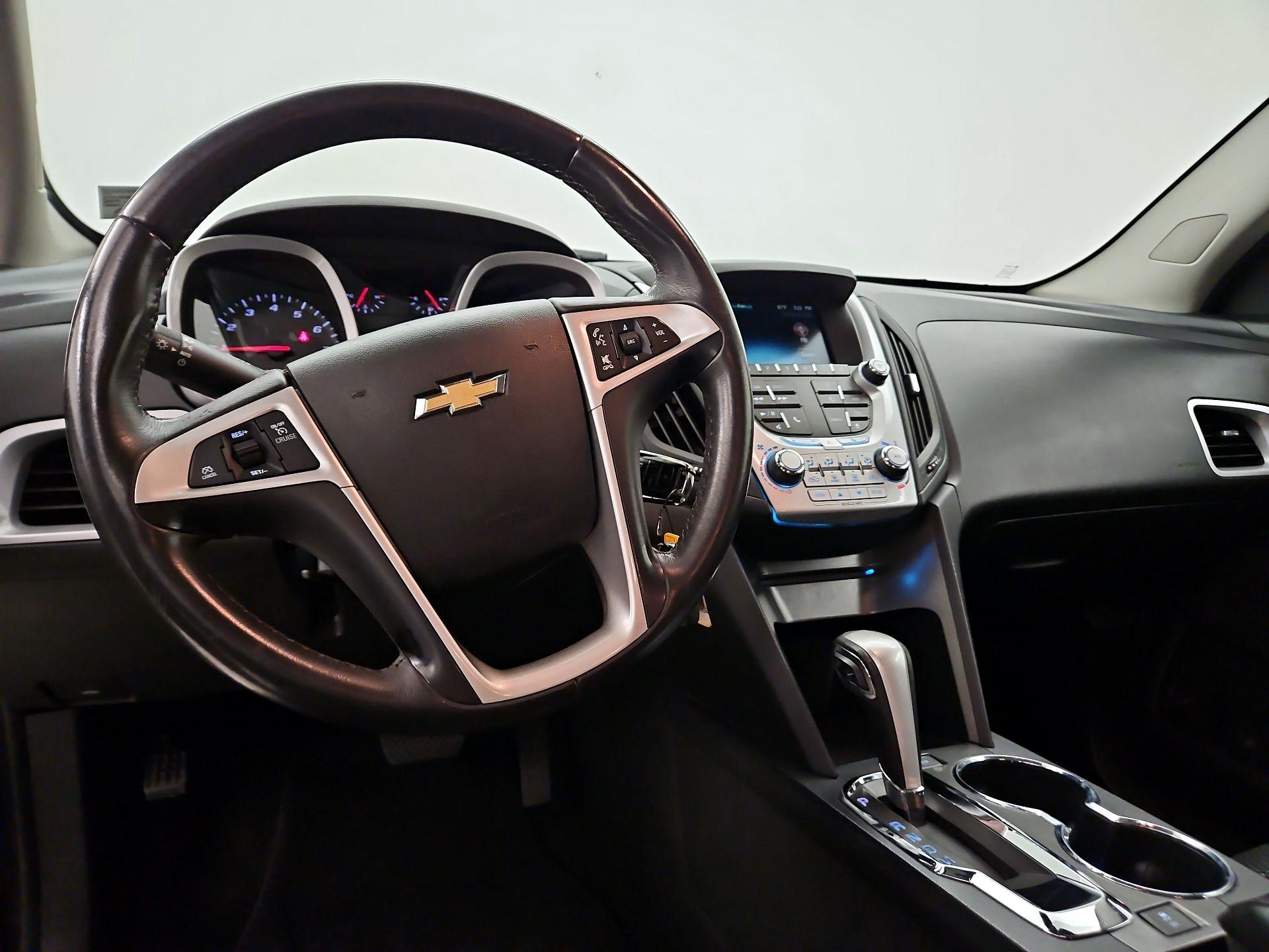 Thumbnail: 2015 Chevrolet Equinox - 9
