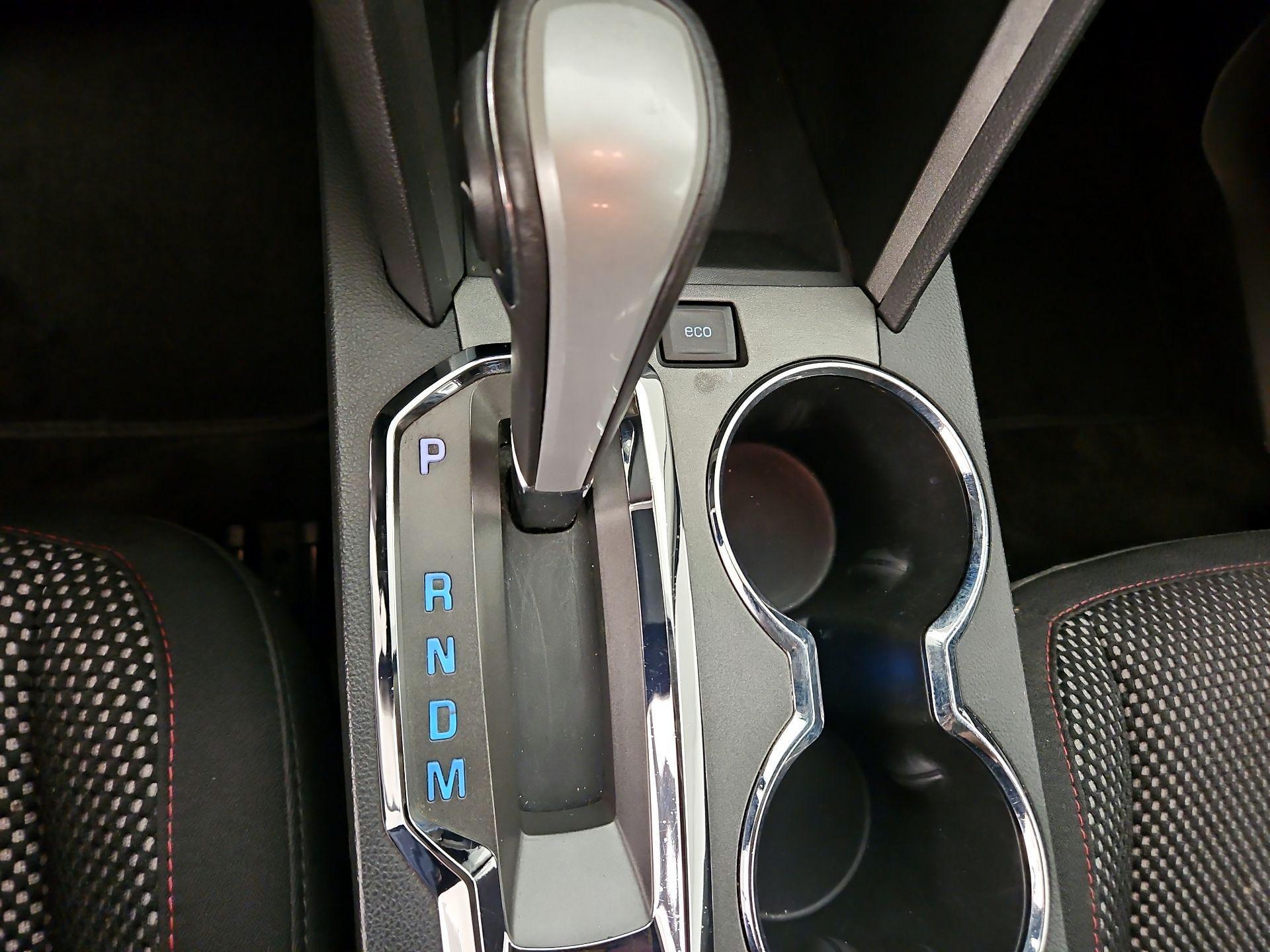 Thumbnail: 2015 Chevrolet Equinox - 17