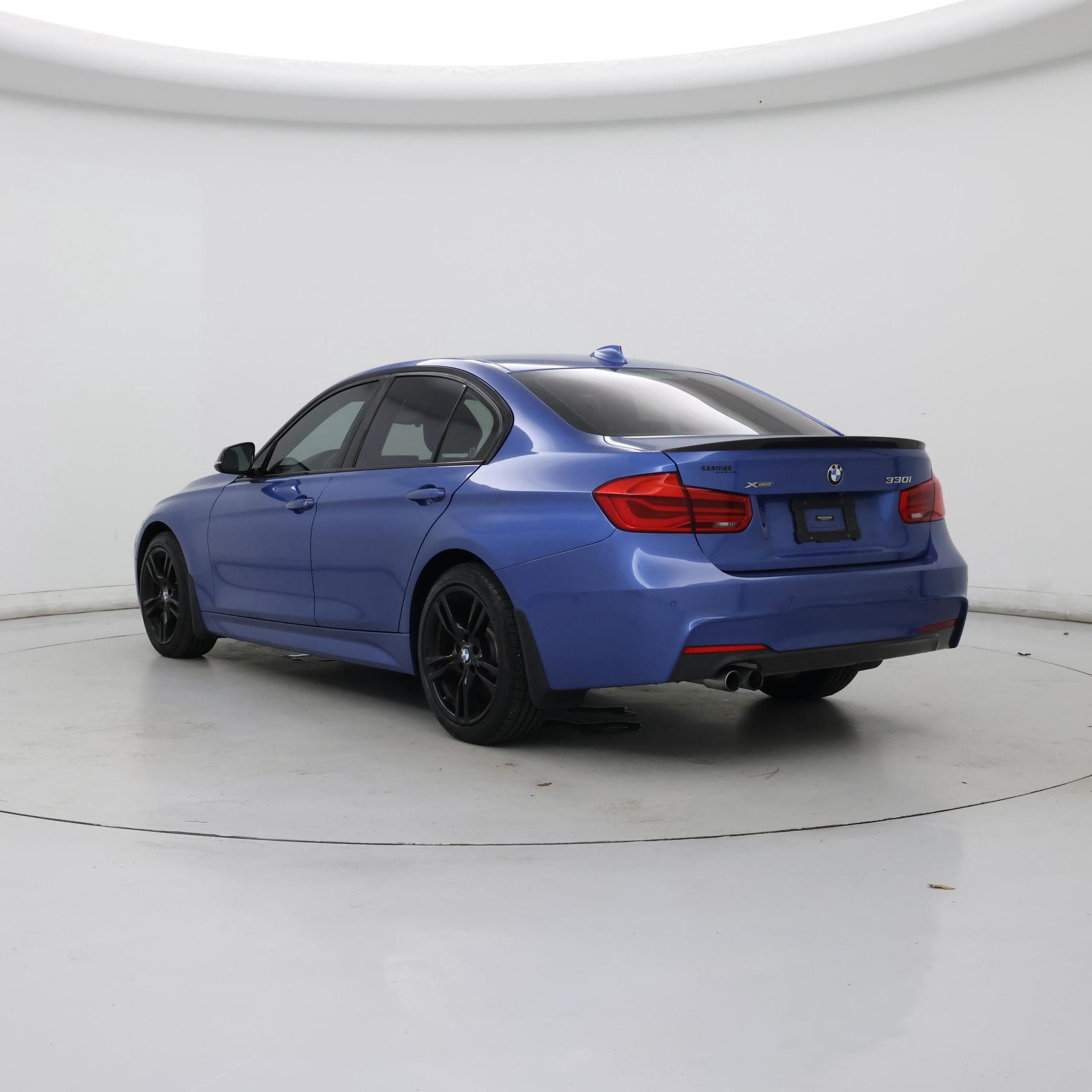 Thumbnail: 2017 BMW 3 Series - 2