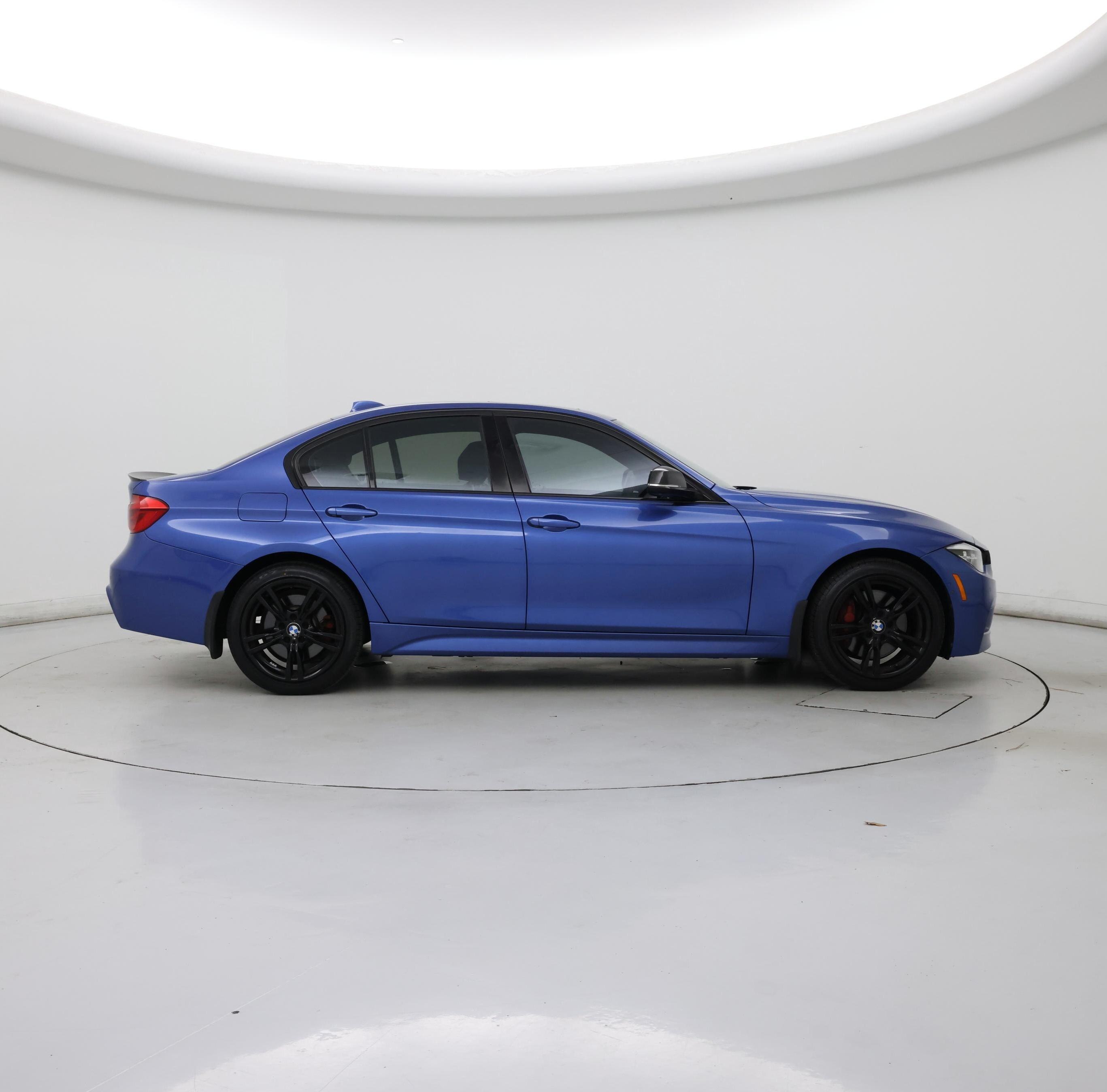 Thumbnail: 2017 BMW 3 Series - 7