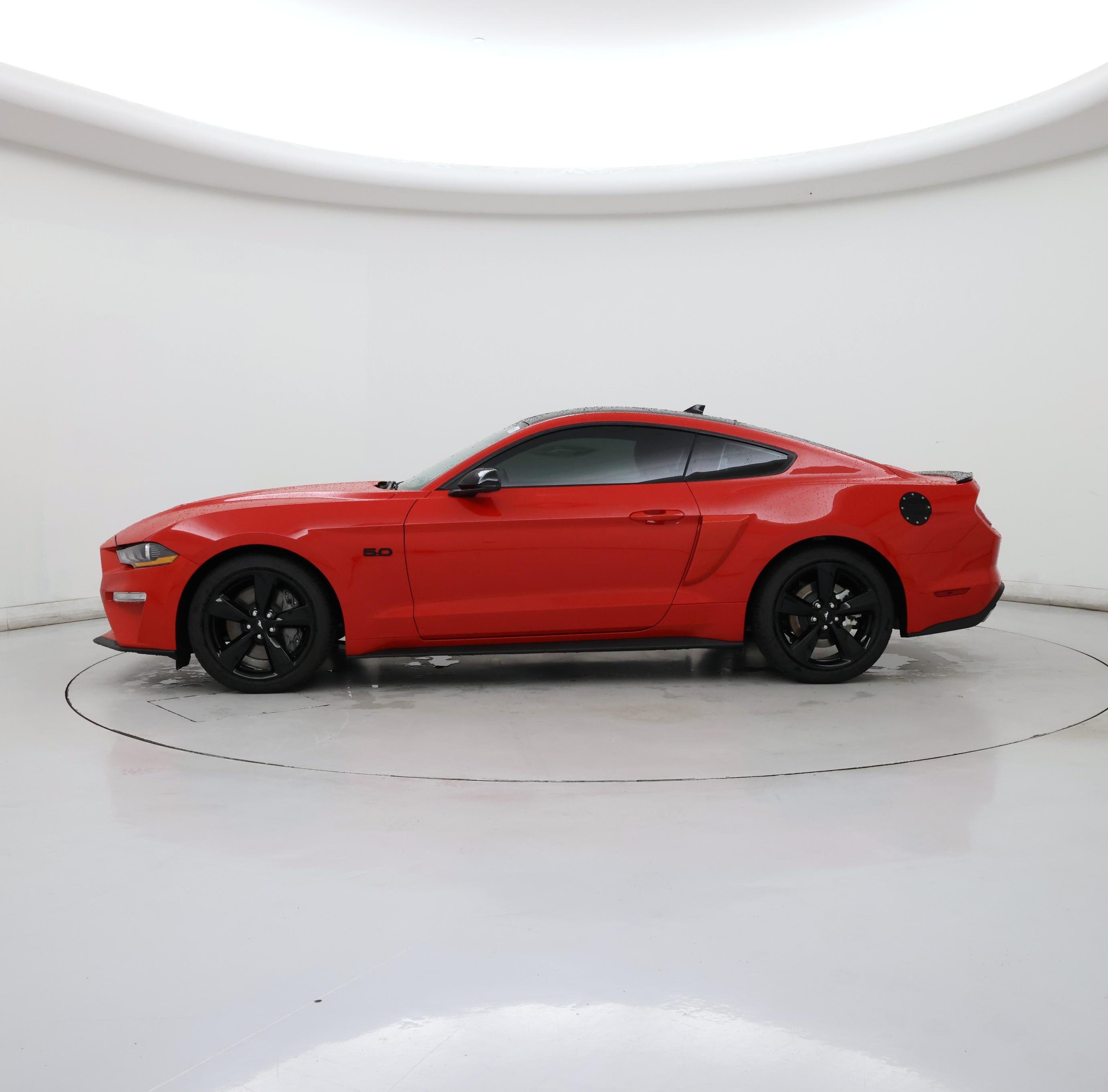 Thumbnail: 2022 Ford Mustang - 3