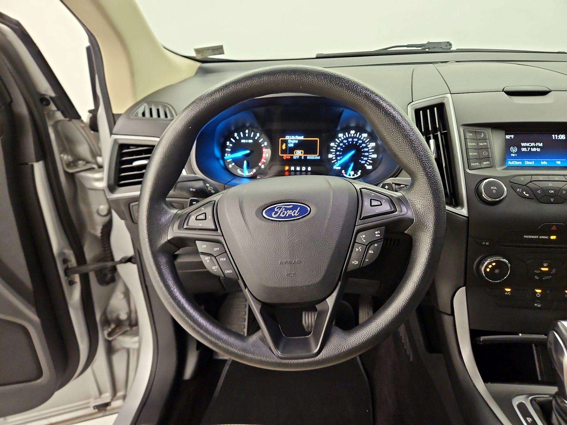 Thumbnail: 2021 Ford Edge - 10