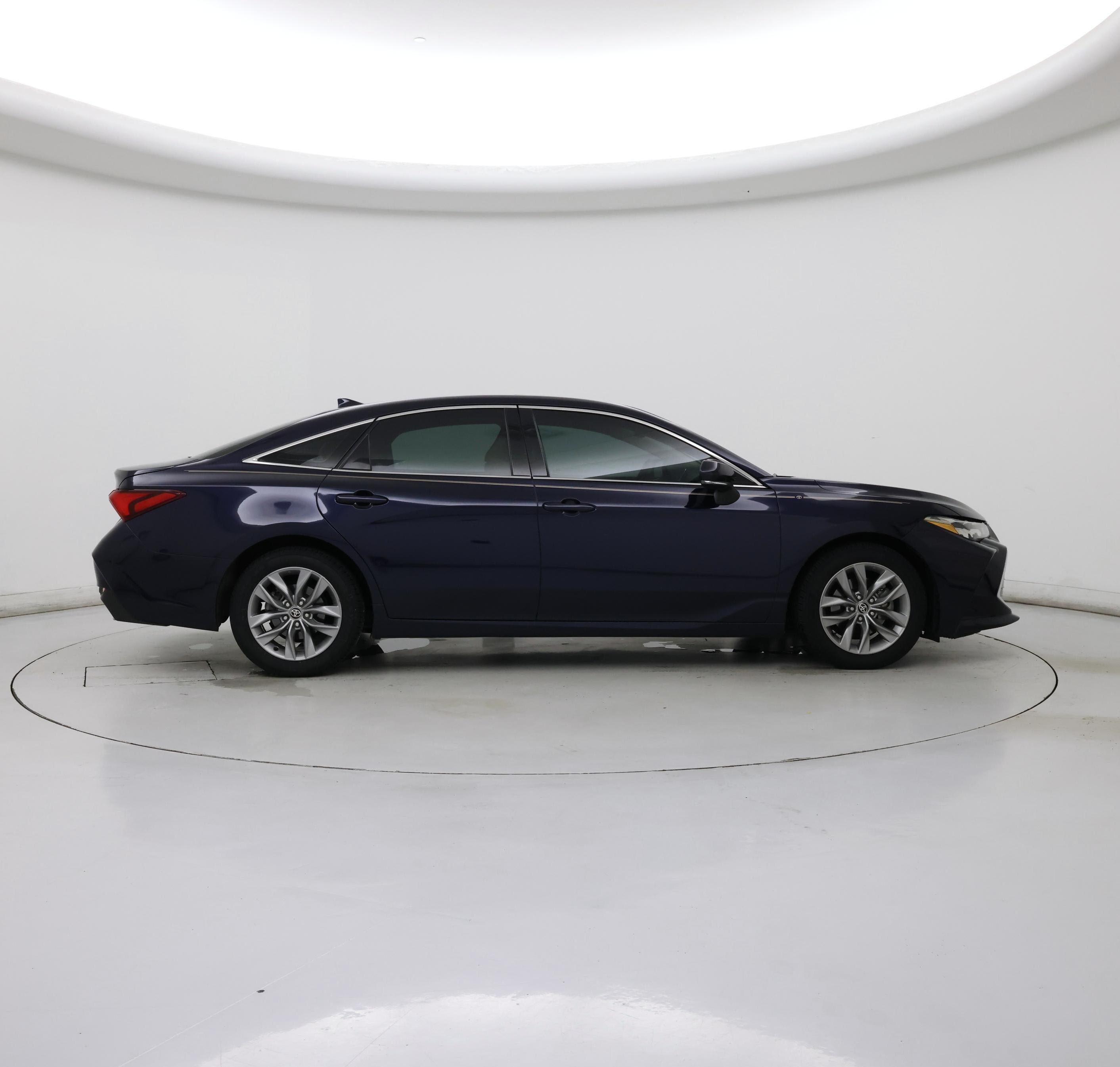 Thumbnail: 2022 Toyota Avalon - 7