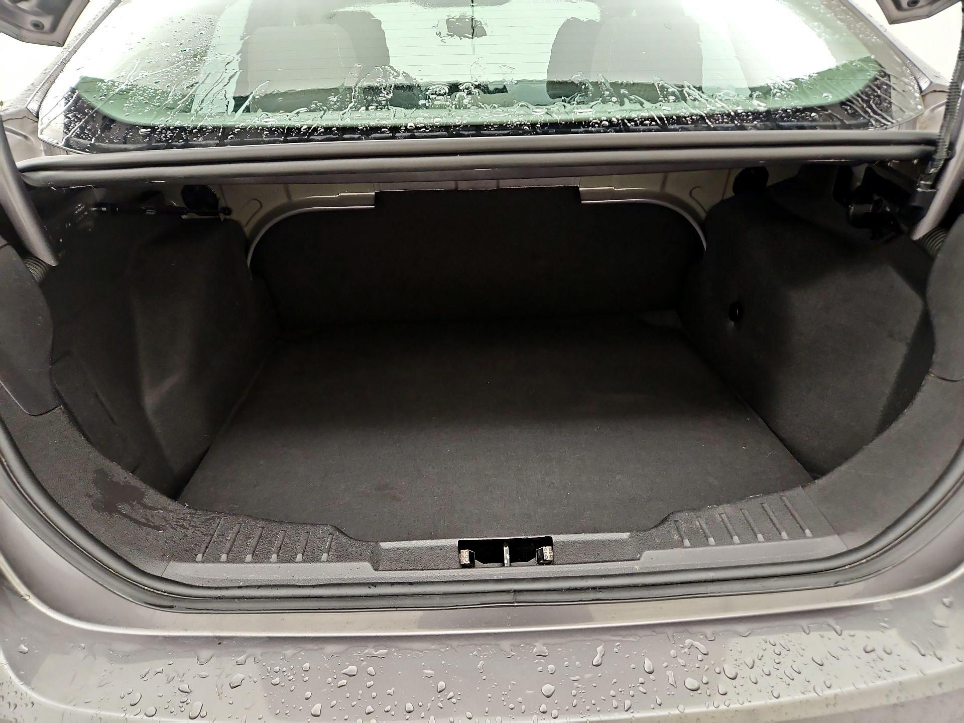 Thumbnail: 2014 Ford Focus - 19