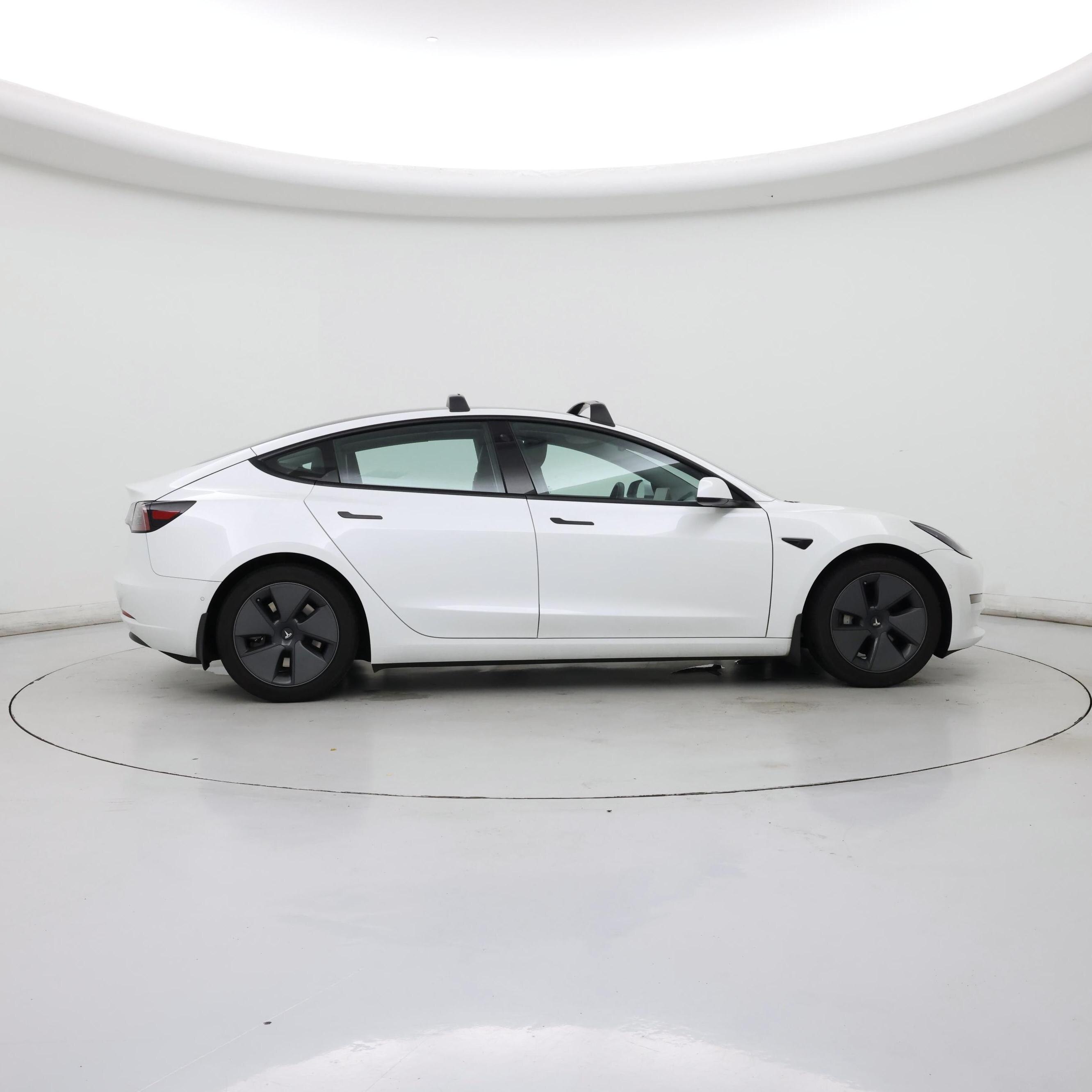 Thumbnail: 2021 Tesla Model 3 - 7