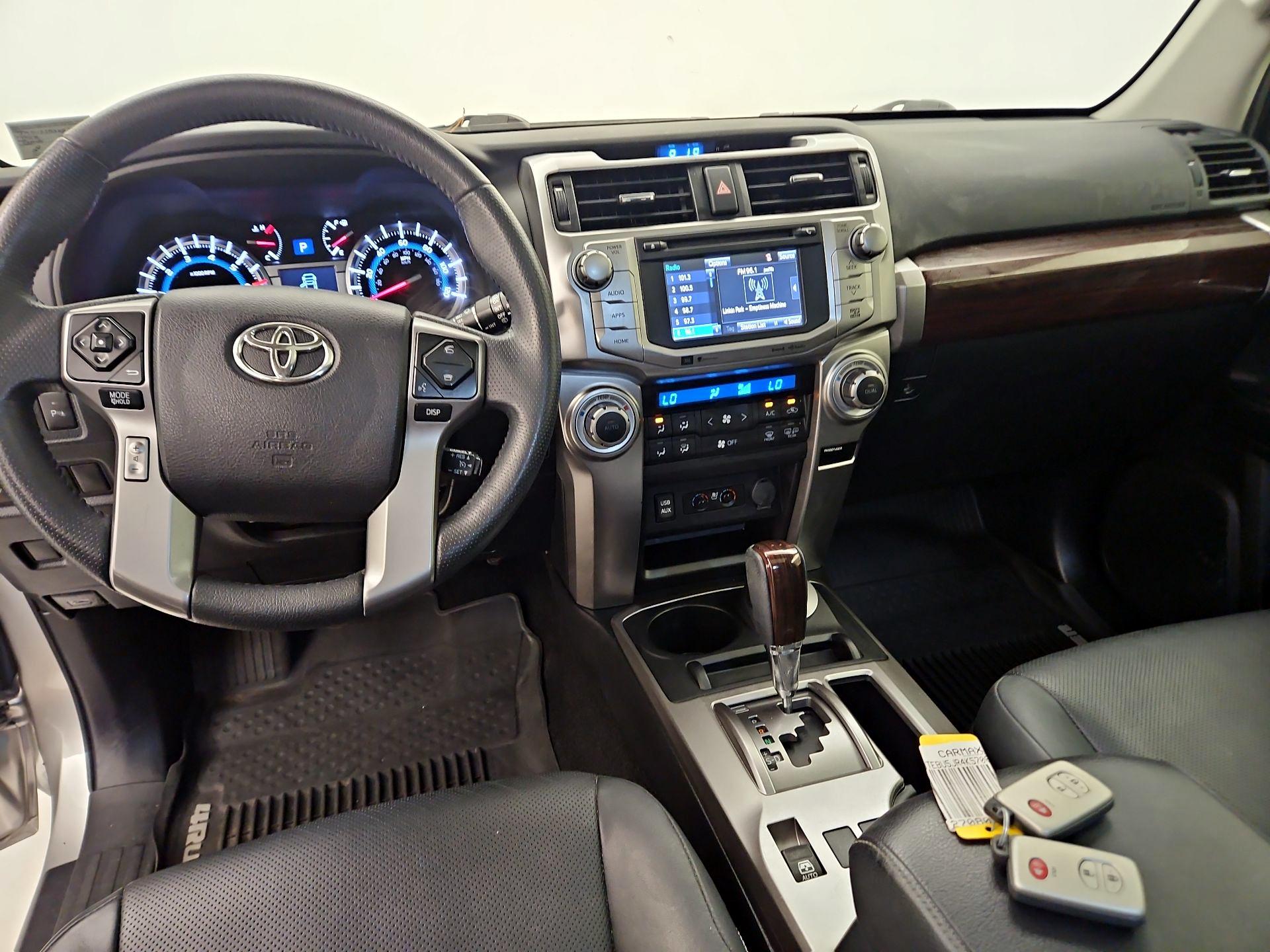 Thumbnail: 2019 Toyota 4Runner - 9