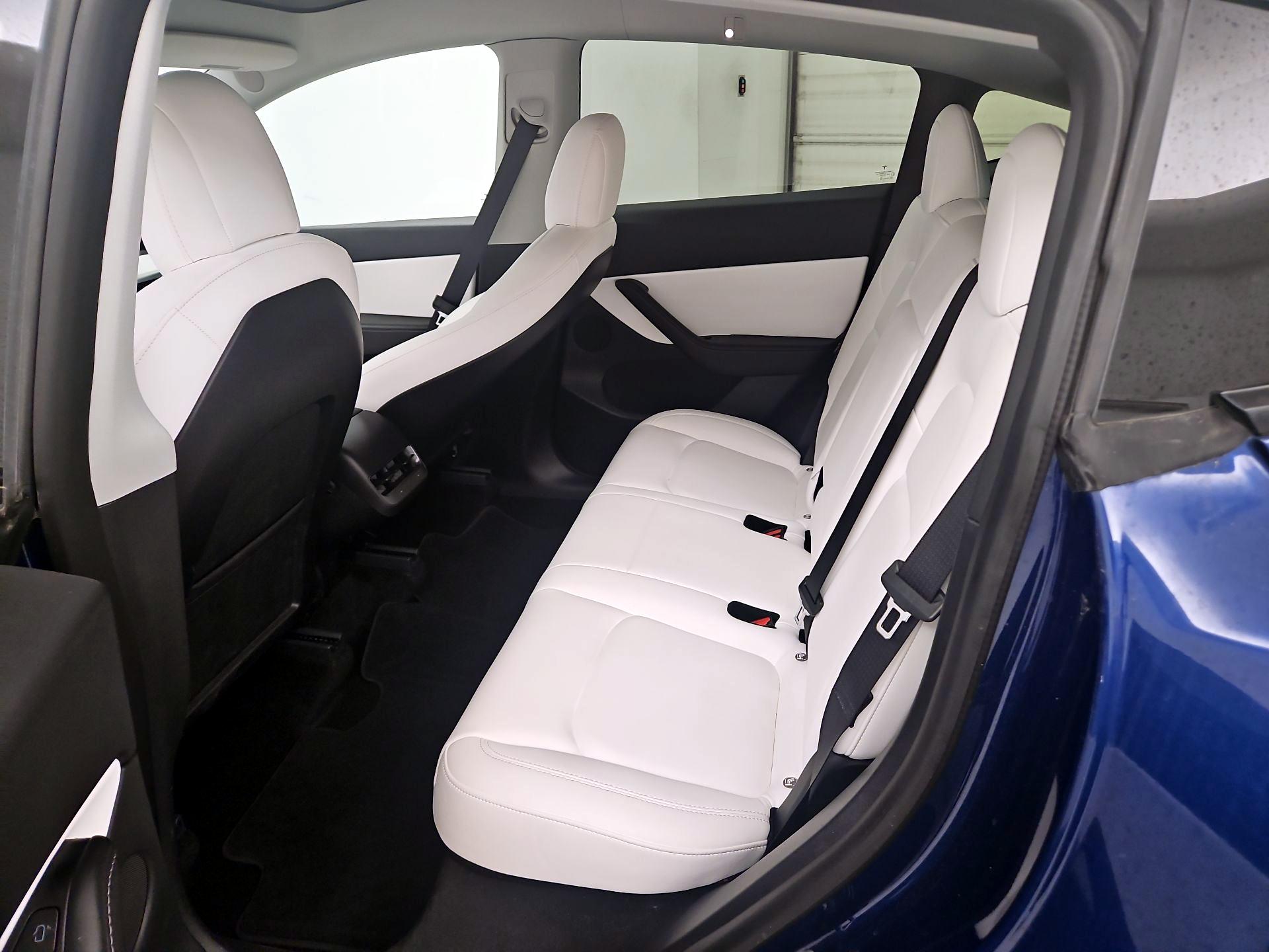 Thumbnail: 2022 Tesla Model Y - 19