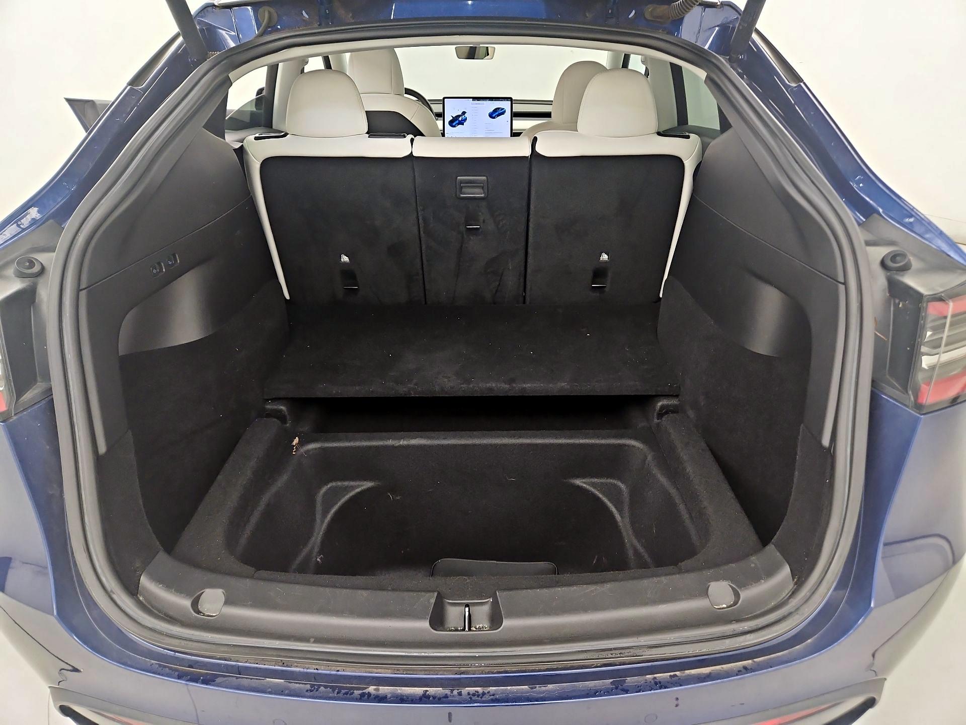 Thumbnail: 2022 Tesla Model Y - 20