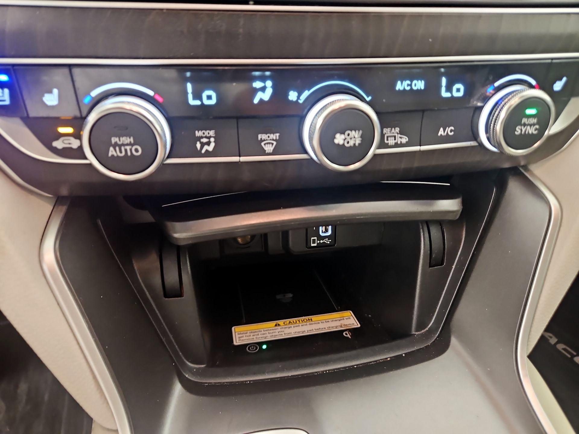 Thumbnail: 2018 Honda Accord - 17