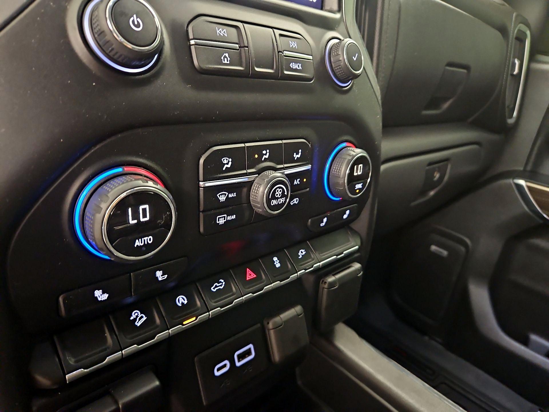 Thumbnail: 2019 Chevrolet Silverado 1500 - 16