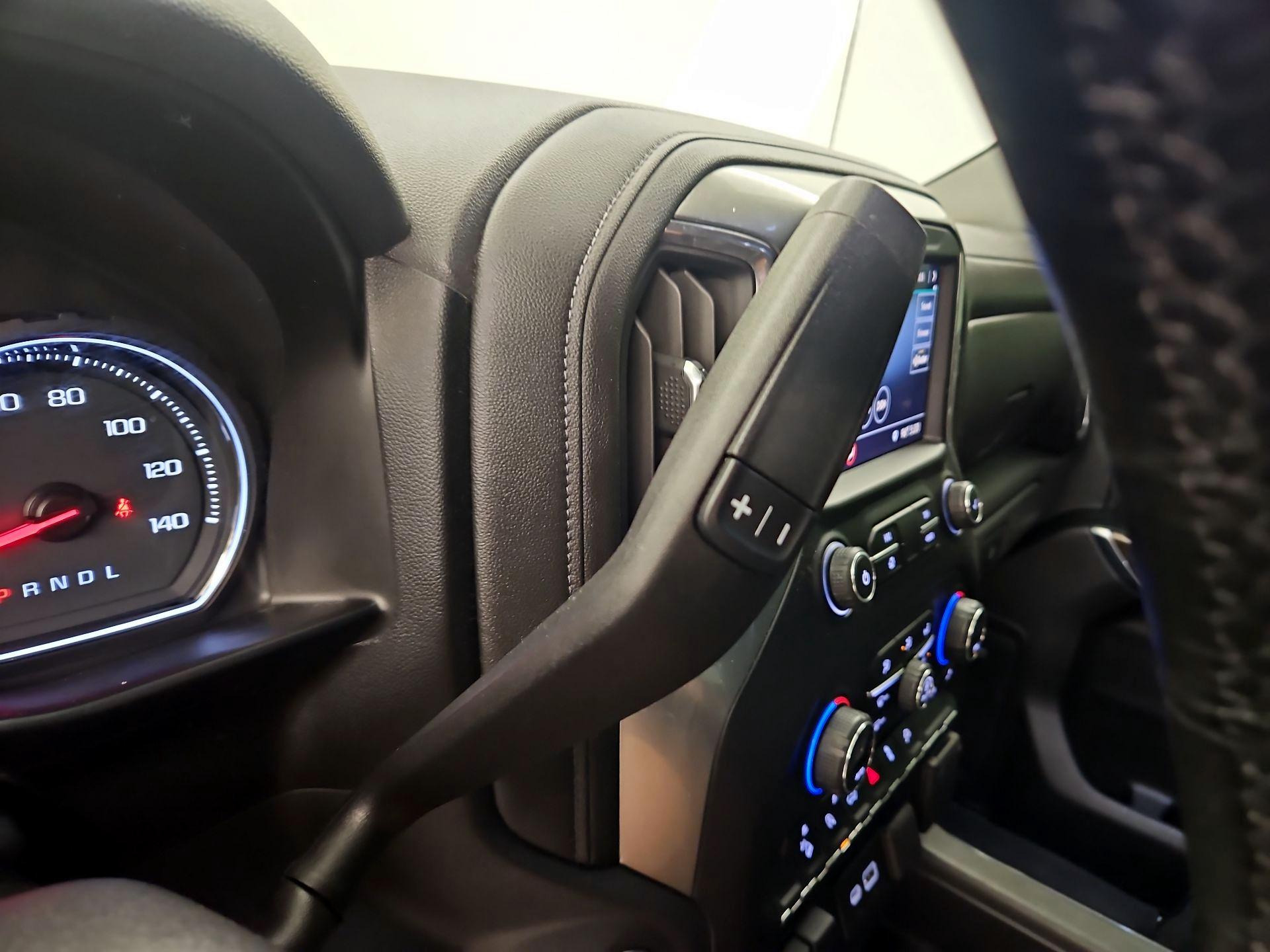 Thumbnail: 2019 Chevrolet Silverado 1500 - 17