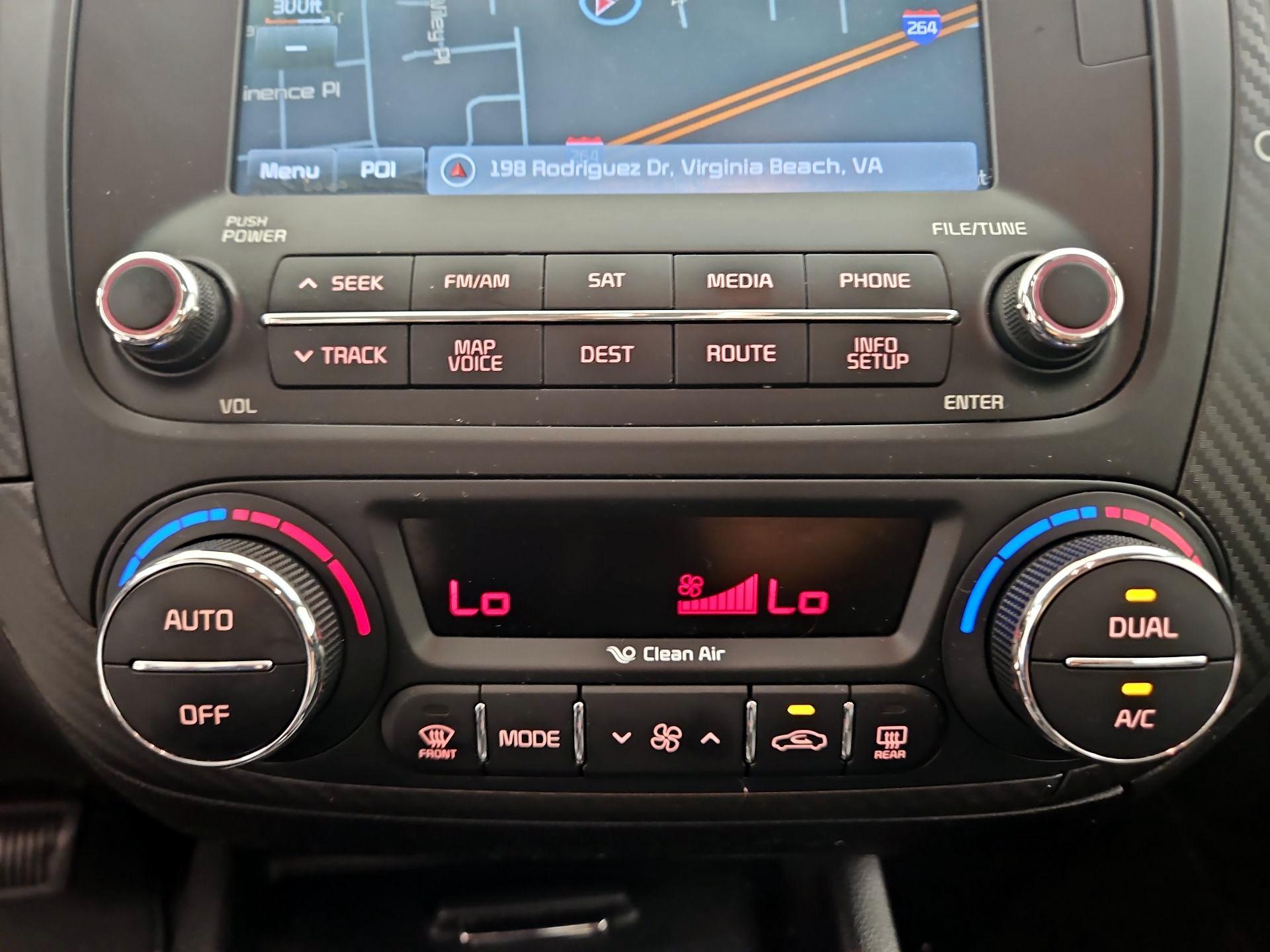 Thumbnail: 2016 Kia Forte - 17